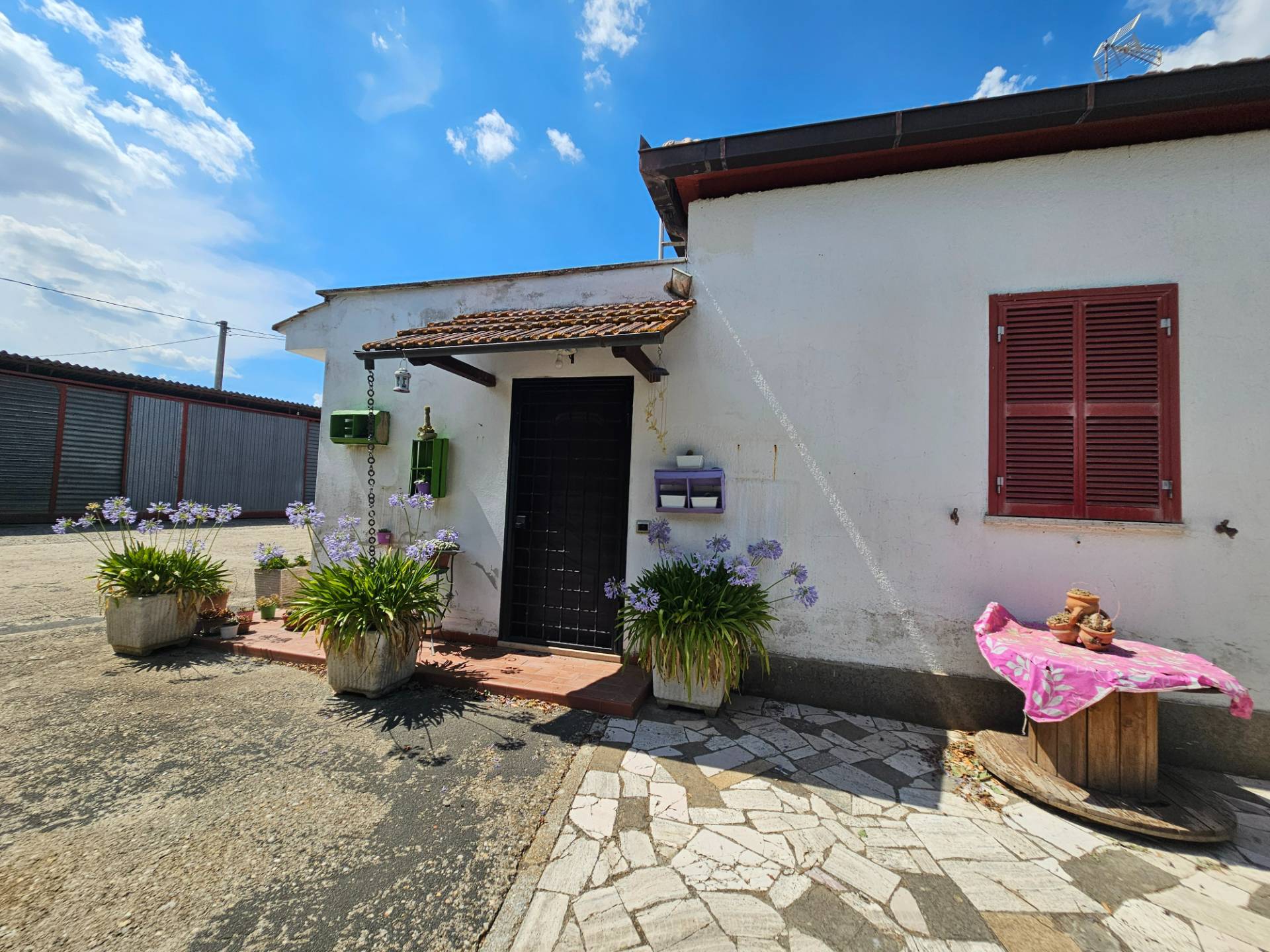 Casa indipendente in vendita a Viterbo, Periferia