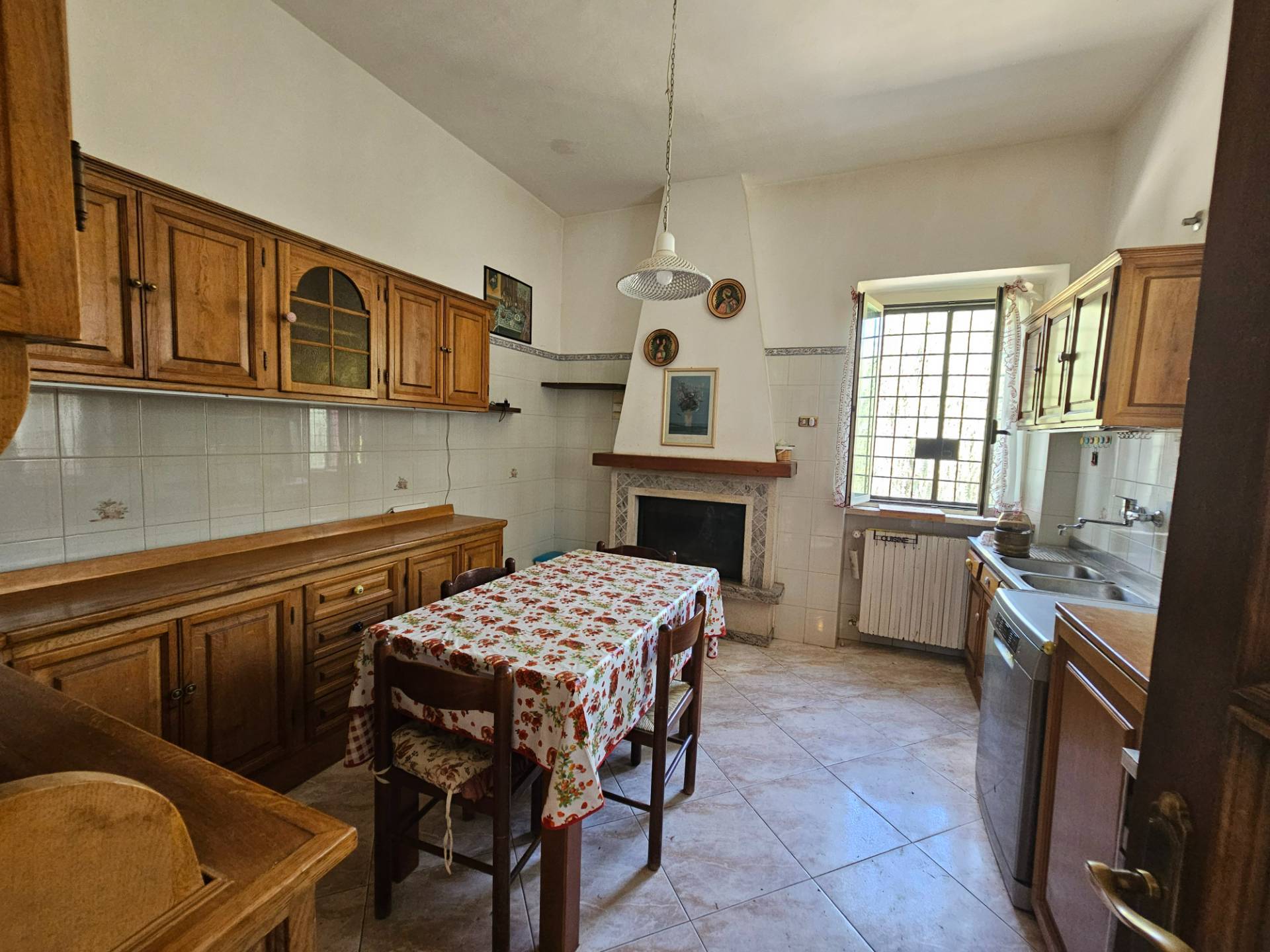 Casa indipendente in vendita a Viterbo, Periferia