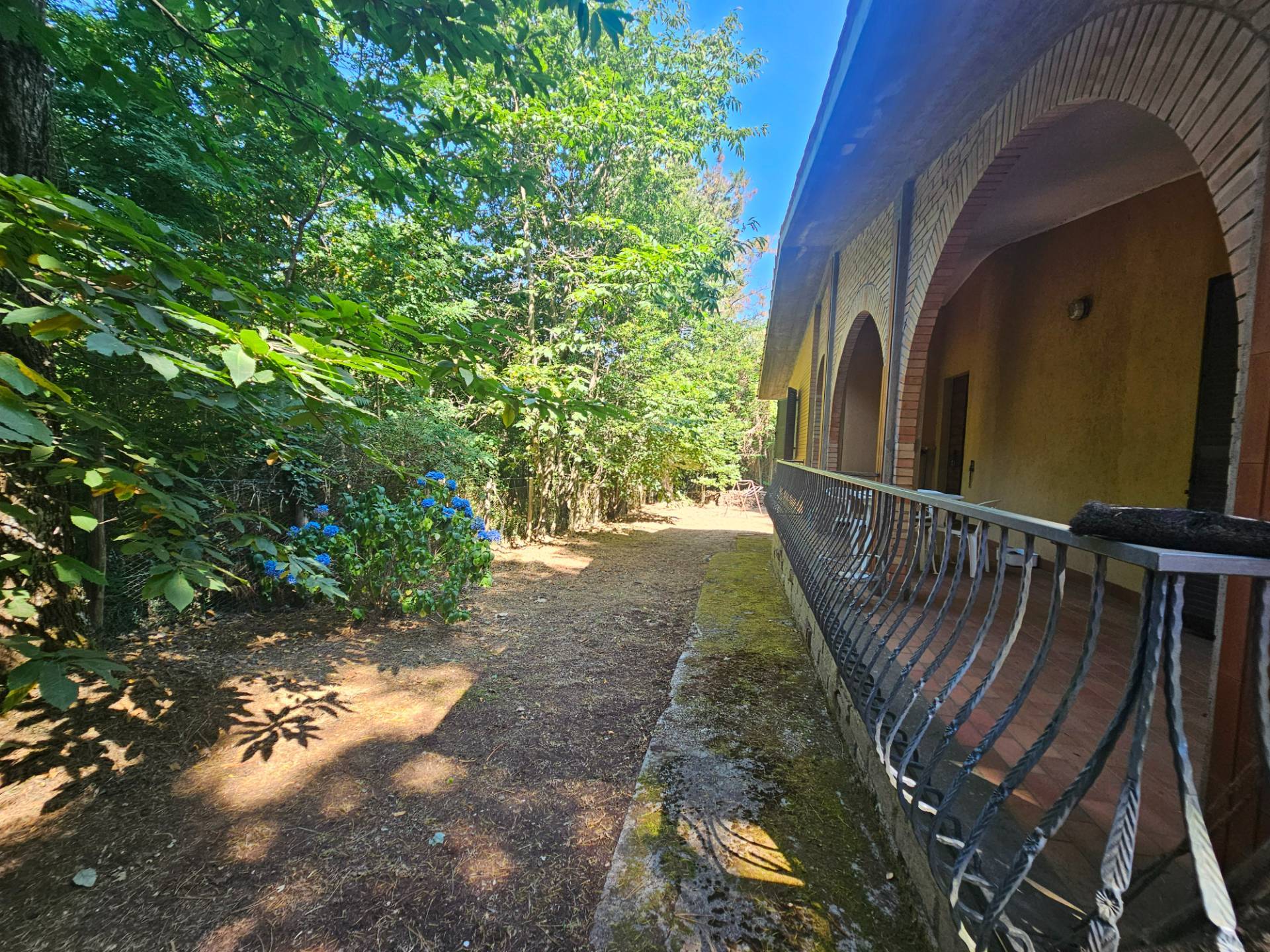 Villino in vendita a Viterbo, Periferia