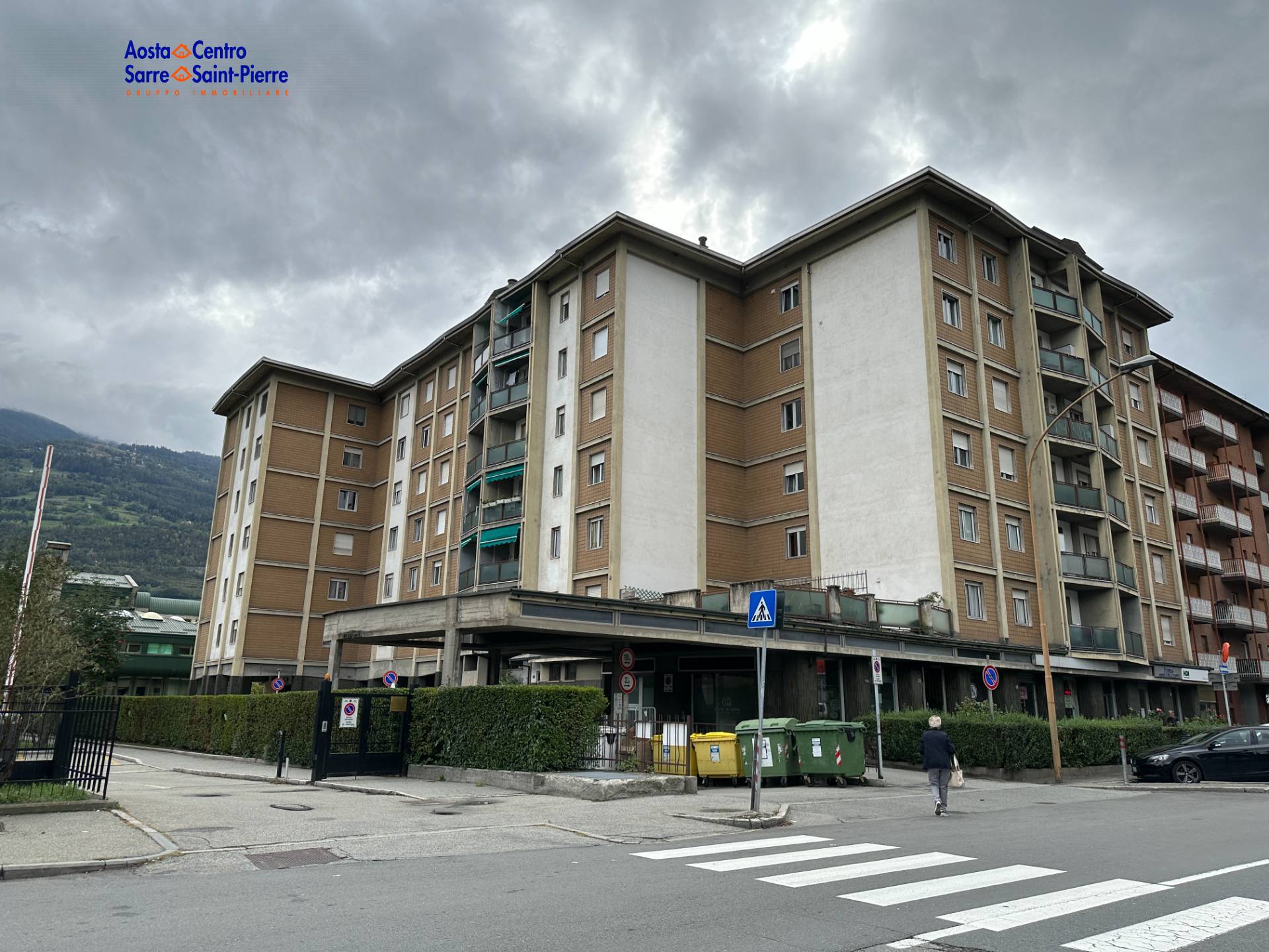 Trilocale da ristrutturare, Aosta centro