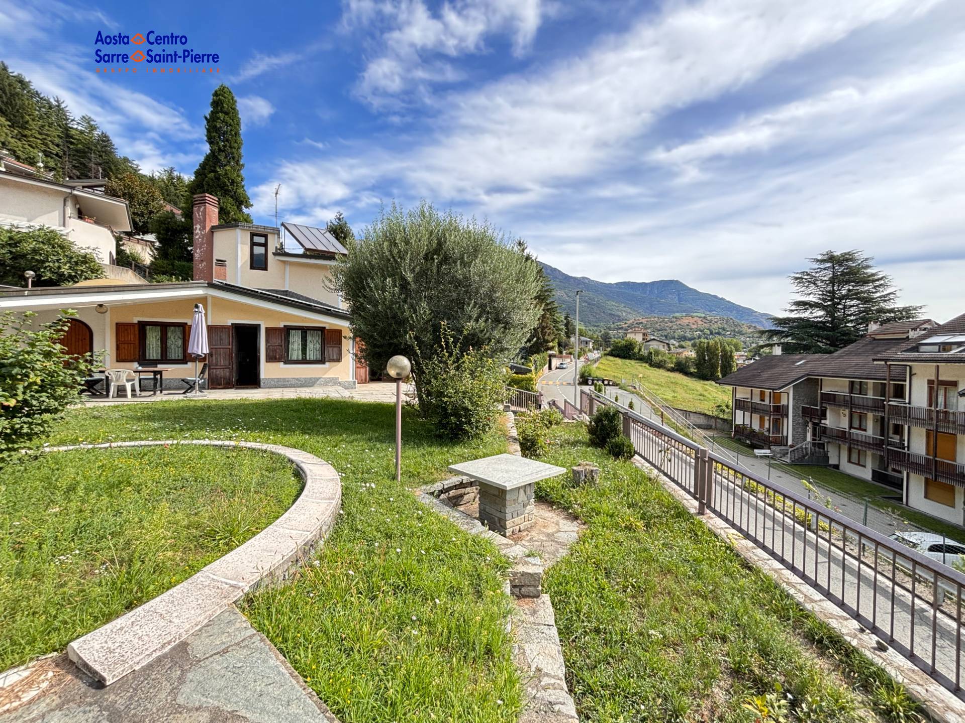 Villa con terrazzo a Aosta