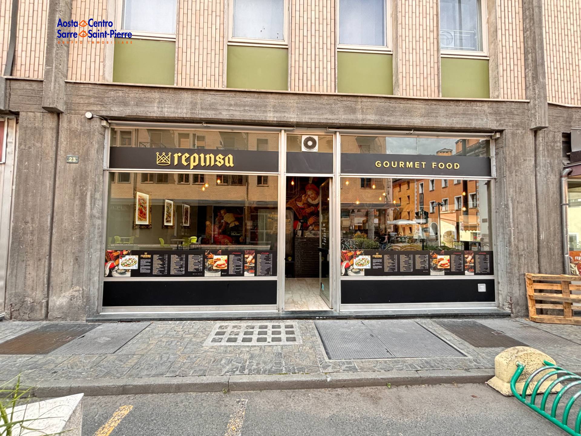 Attivit commerciale in vendita a Aosta, Centro