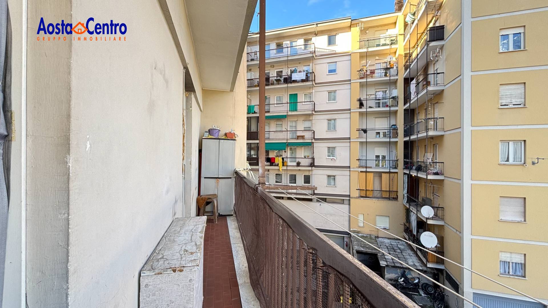 Trilocale in vendita a Aosta, Centro