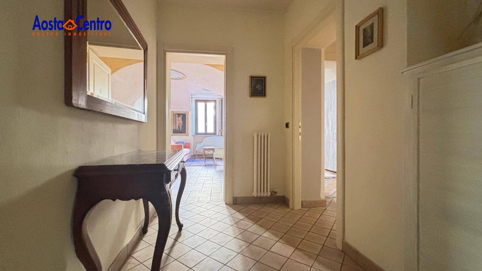 Bilocale in affitto a Aosta, Centro