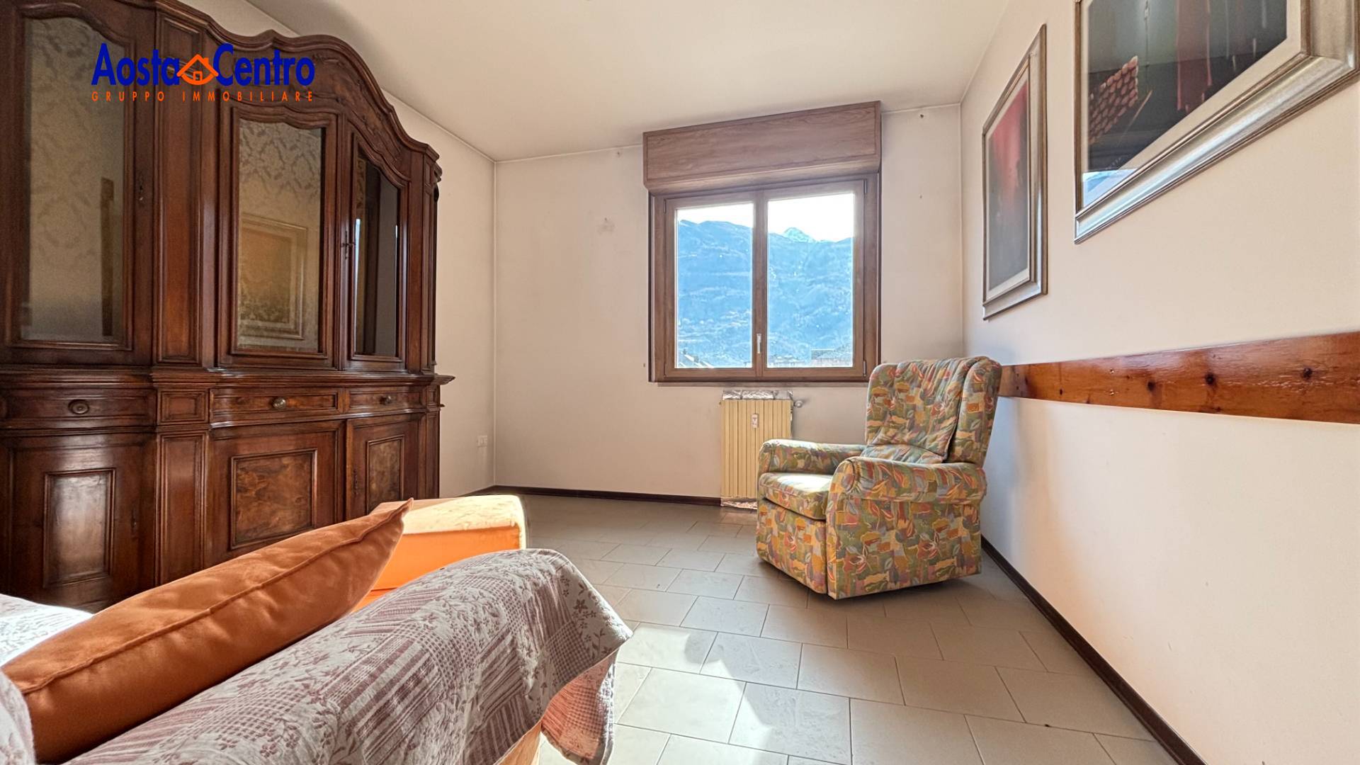 Quadrilocale in vendita a Aosta, Centro