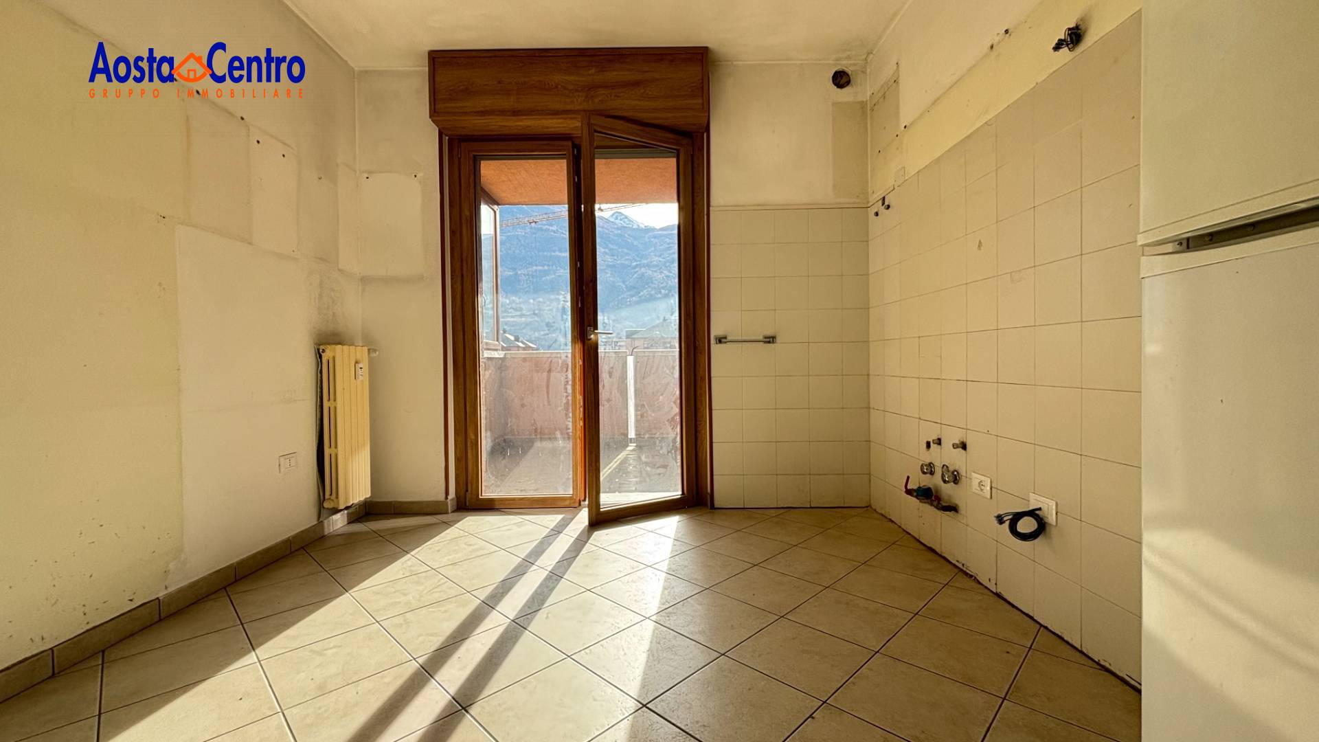 Quadrilocale in vendita a Aosta, Centro