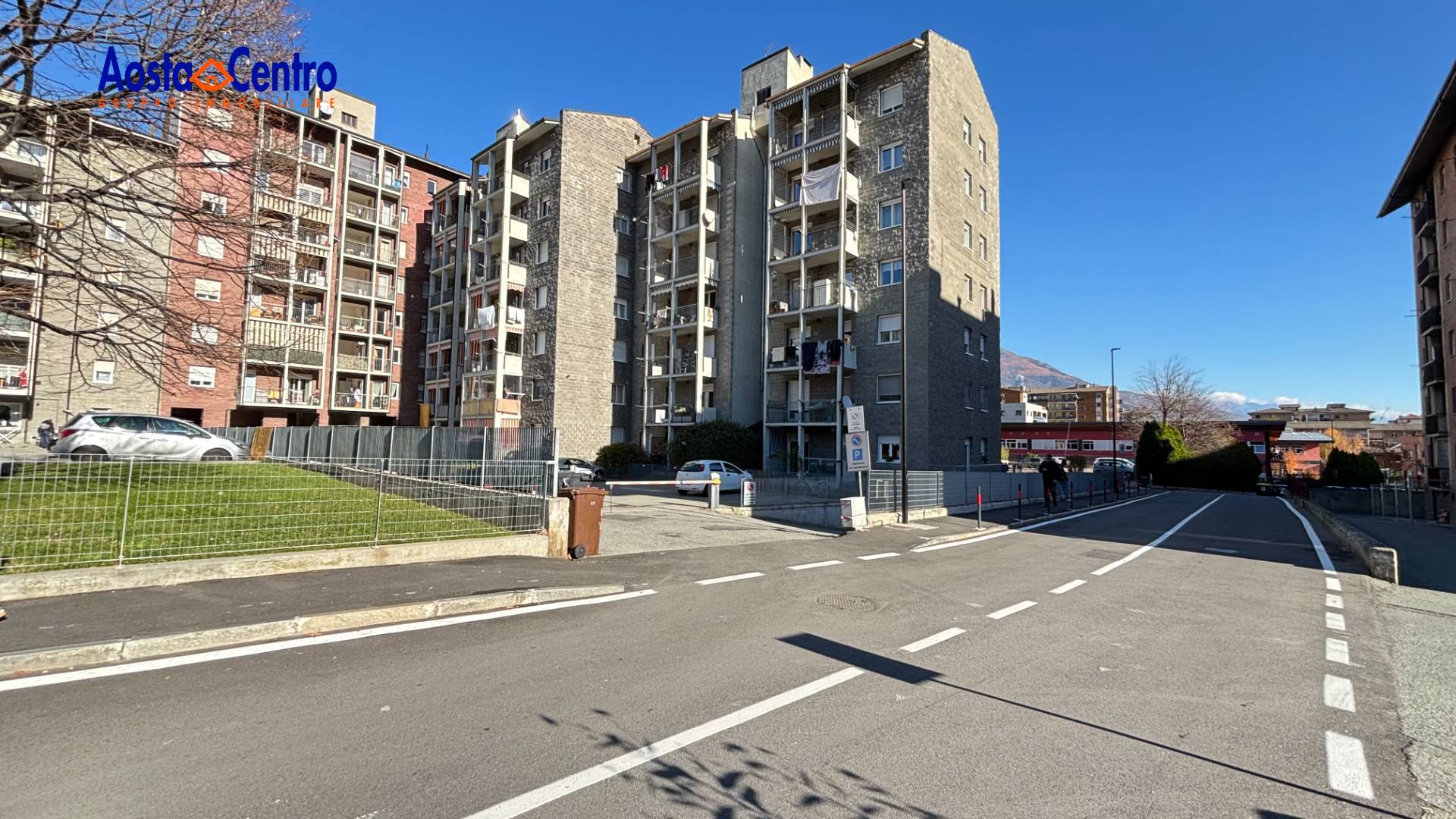 Quadrilocale in vendita a Aosta, Centro