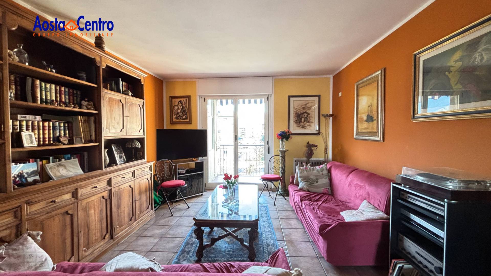 Quadrilocale in vendita a Aosta, Centro