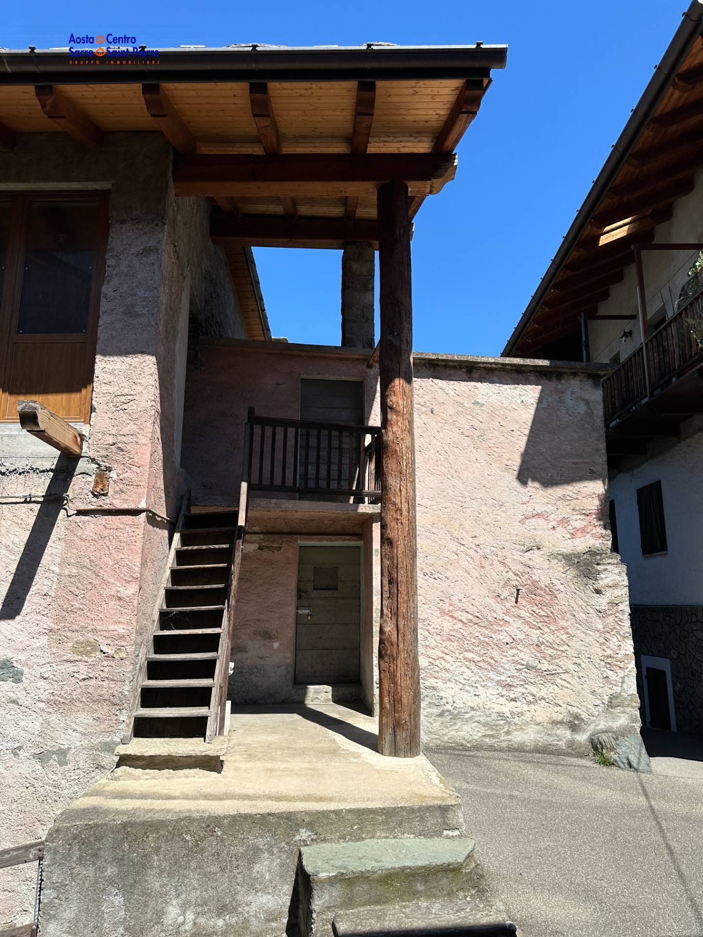 Rustico in vendita a Fnis, Cors