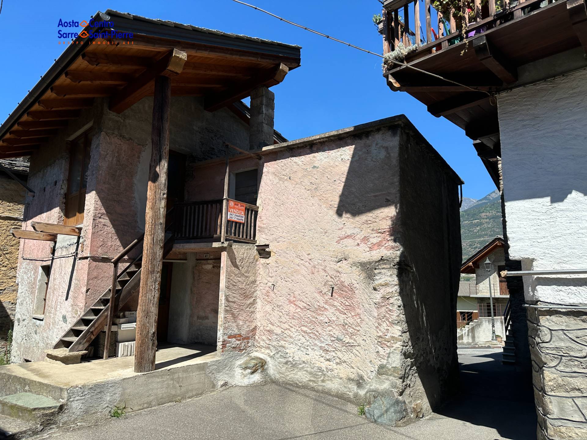 Rustico in vendita a Fnis, Cors