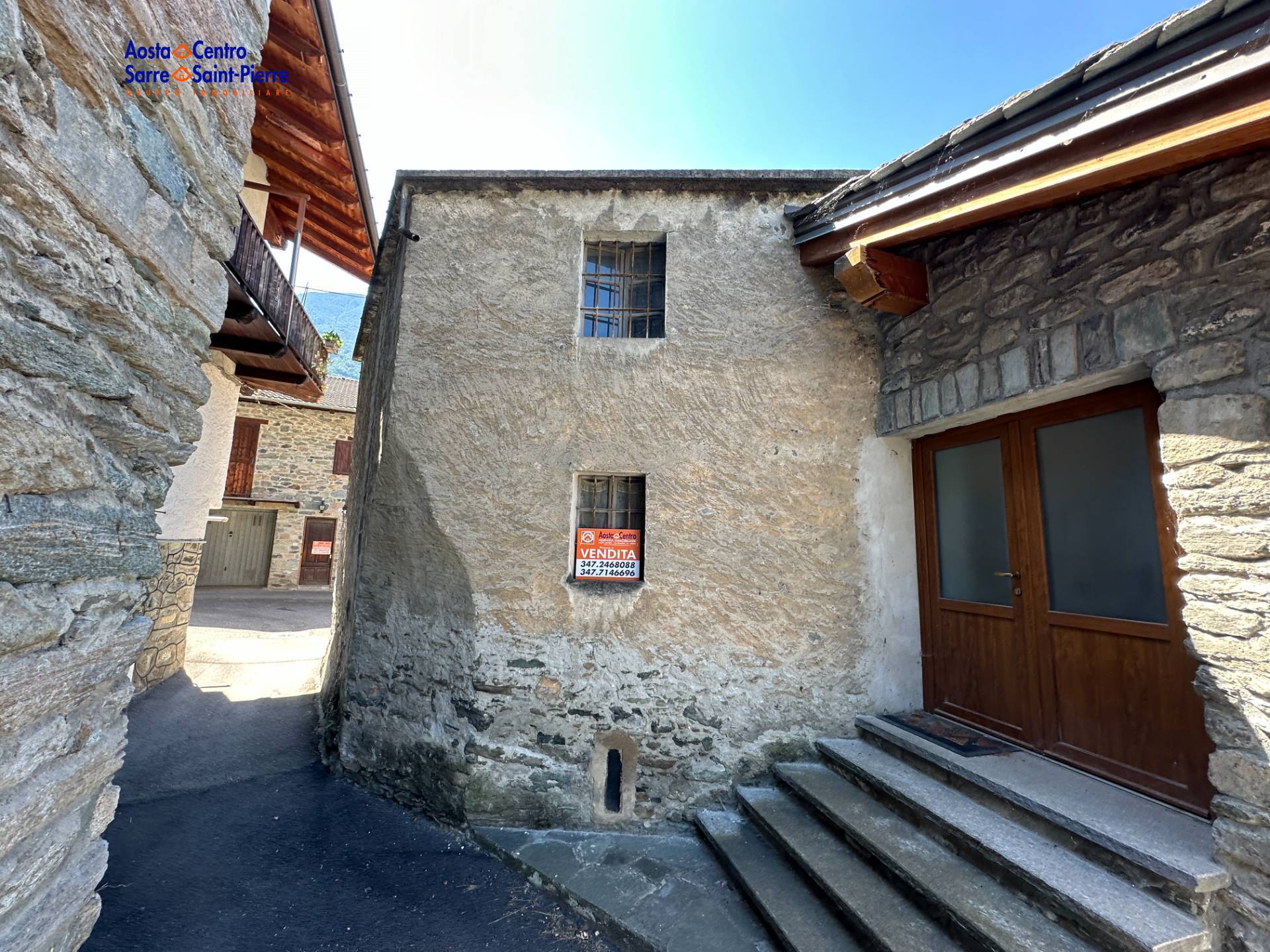 Rustico in vendita a Fnis, Cors