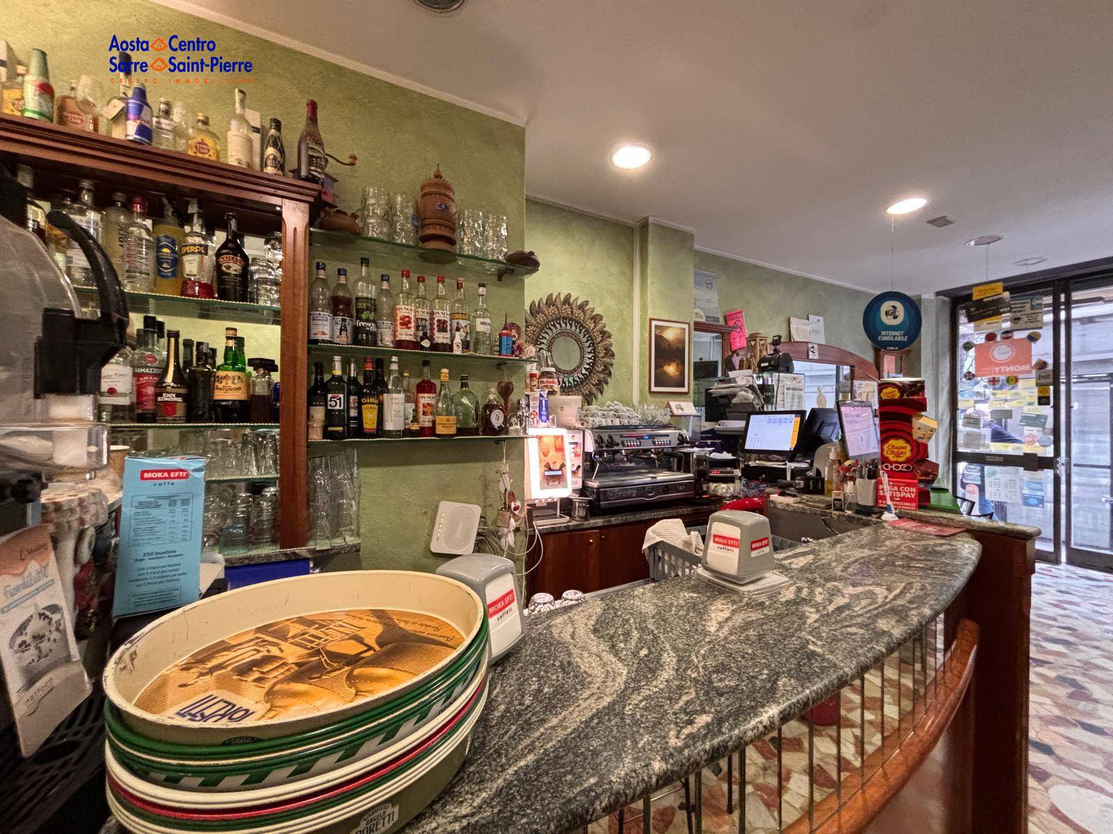 Attivit commerciale in vendita a Aosta, Centro