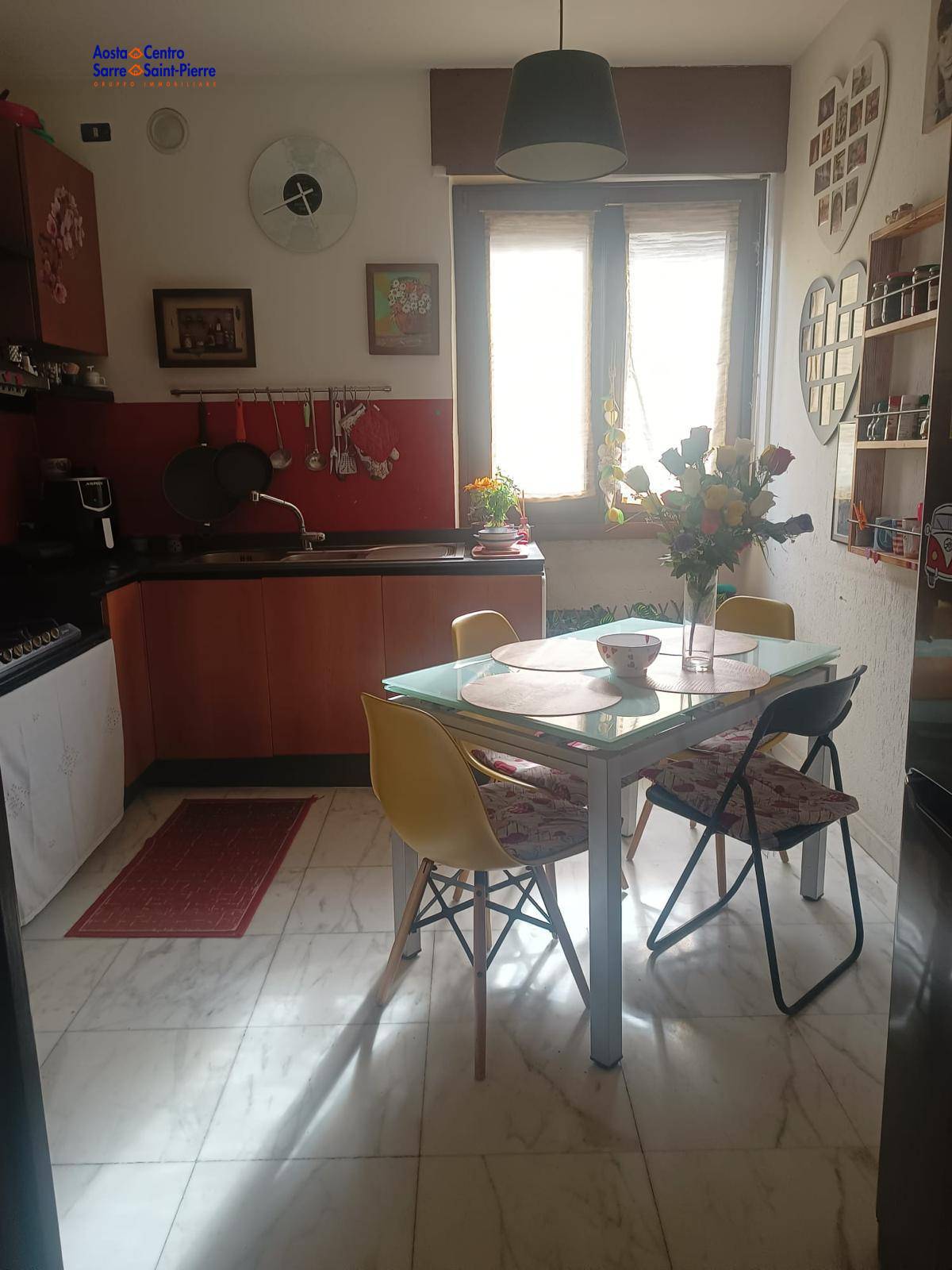 Trilocale in vendita a Aosta, Centro