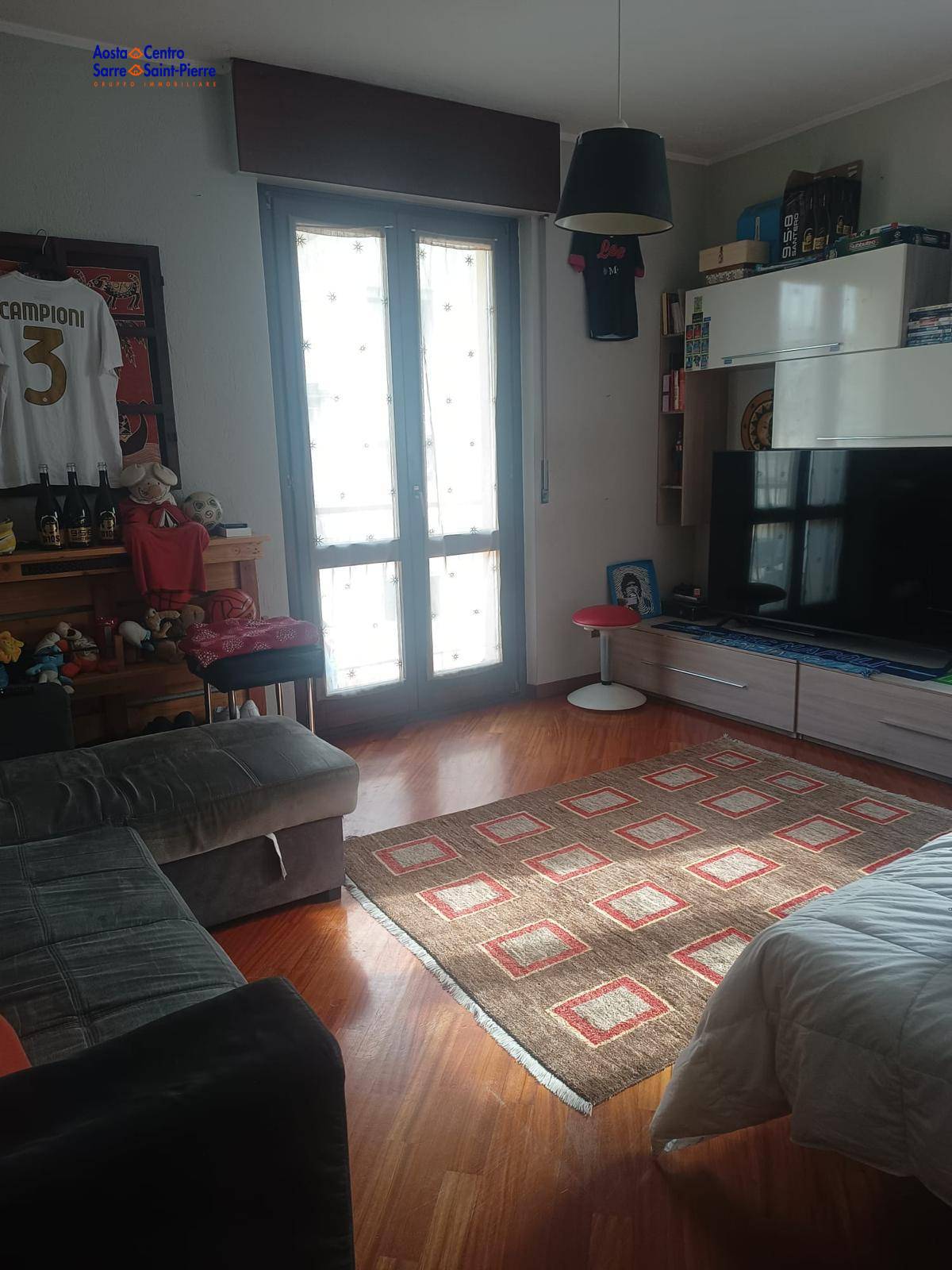 Trilocale in vendita a Aosta, Centro