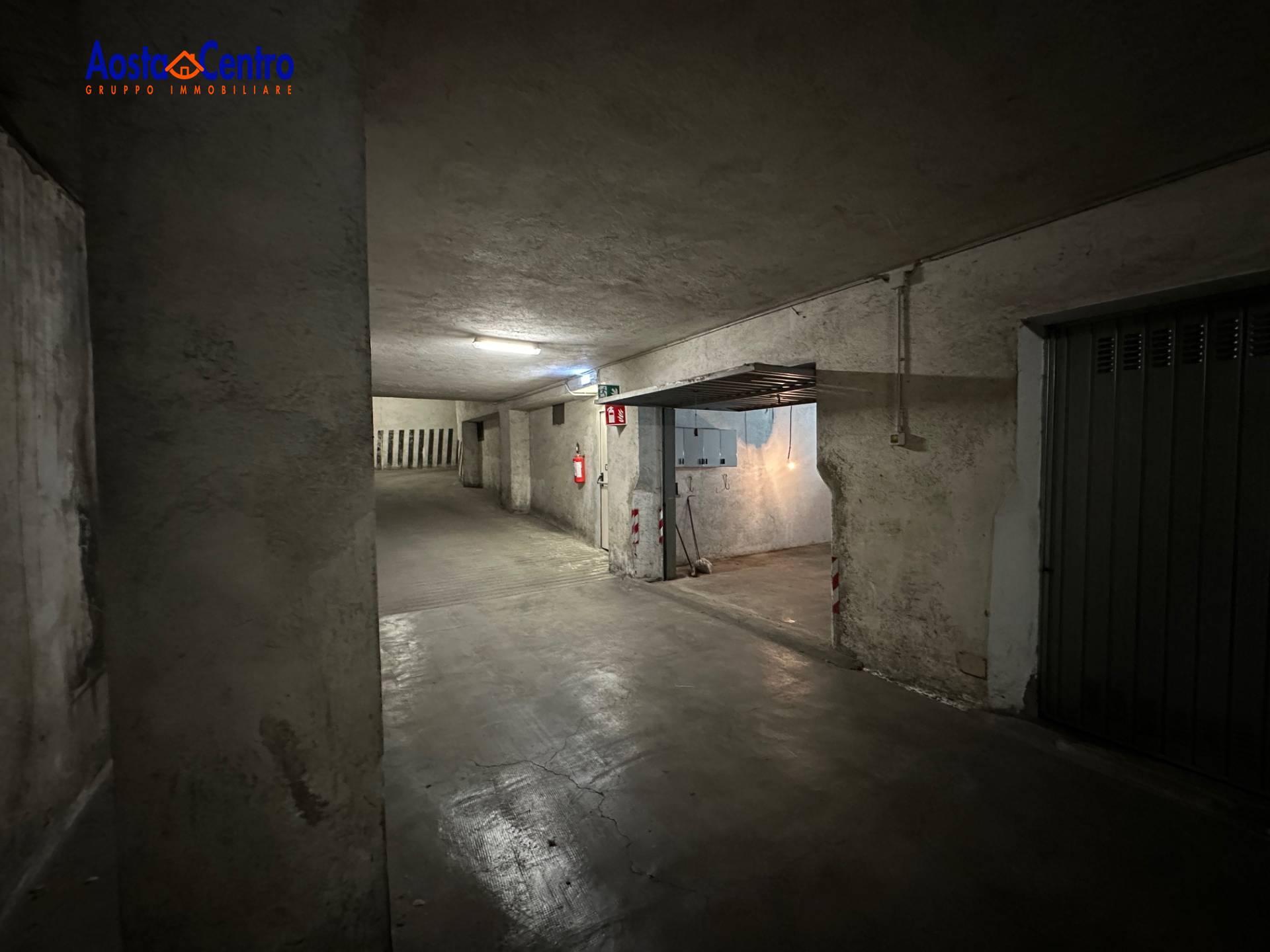 Box o garage in vendita a Aosta, Centro