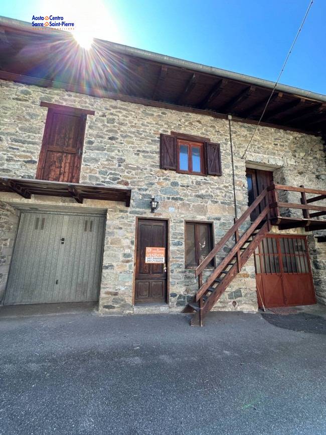 Rustico in vendita a Fnis, Cors