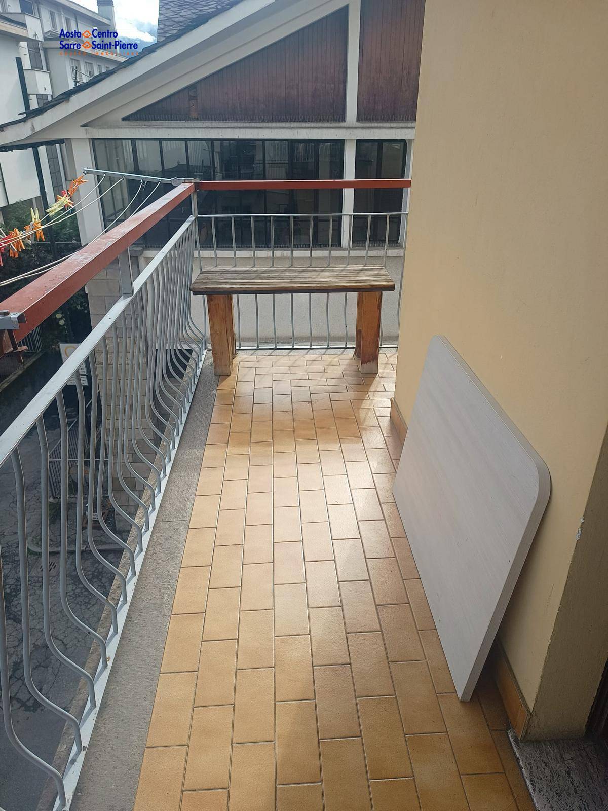 Trilocale in vendita a Aosta, Centro