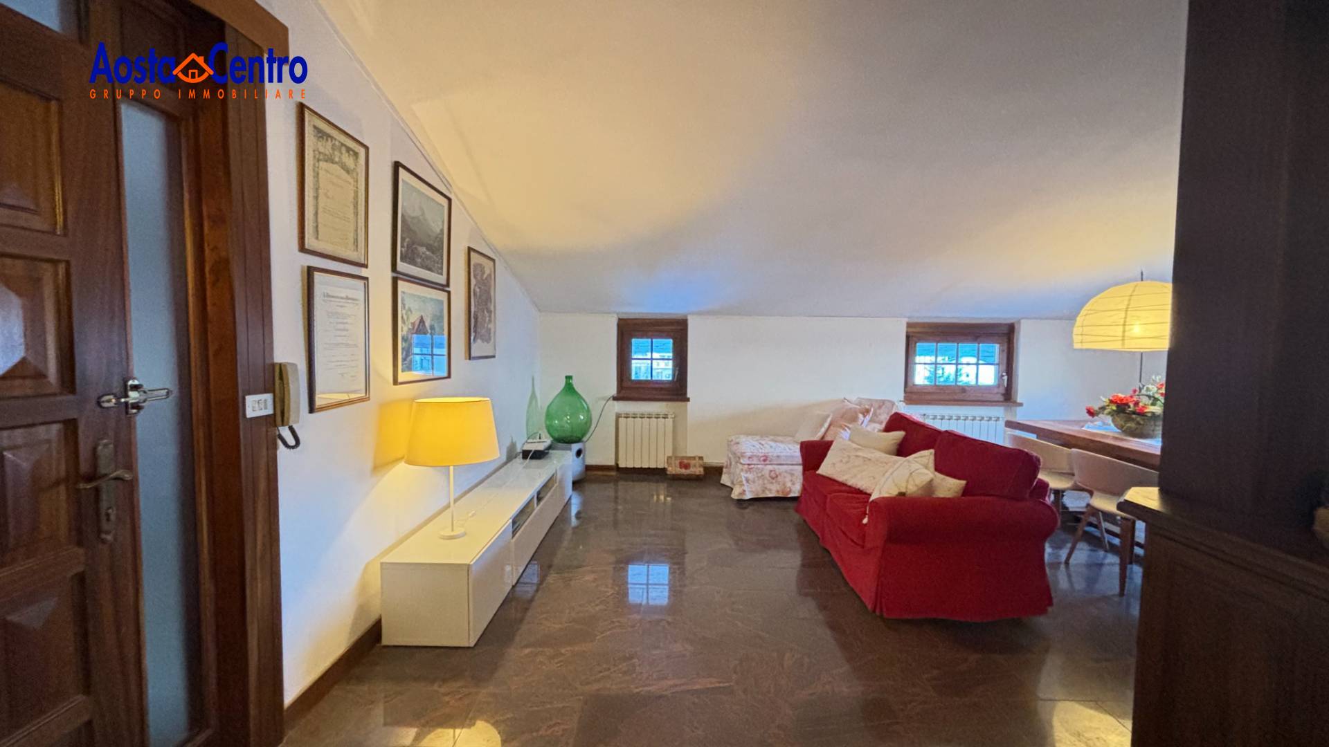 Trilocale in vendita a Aymavilles, Ferrire