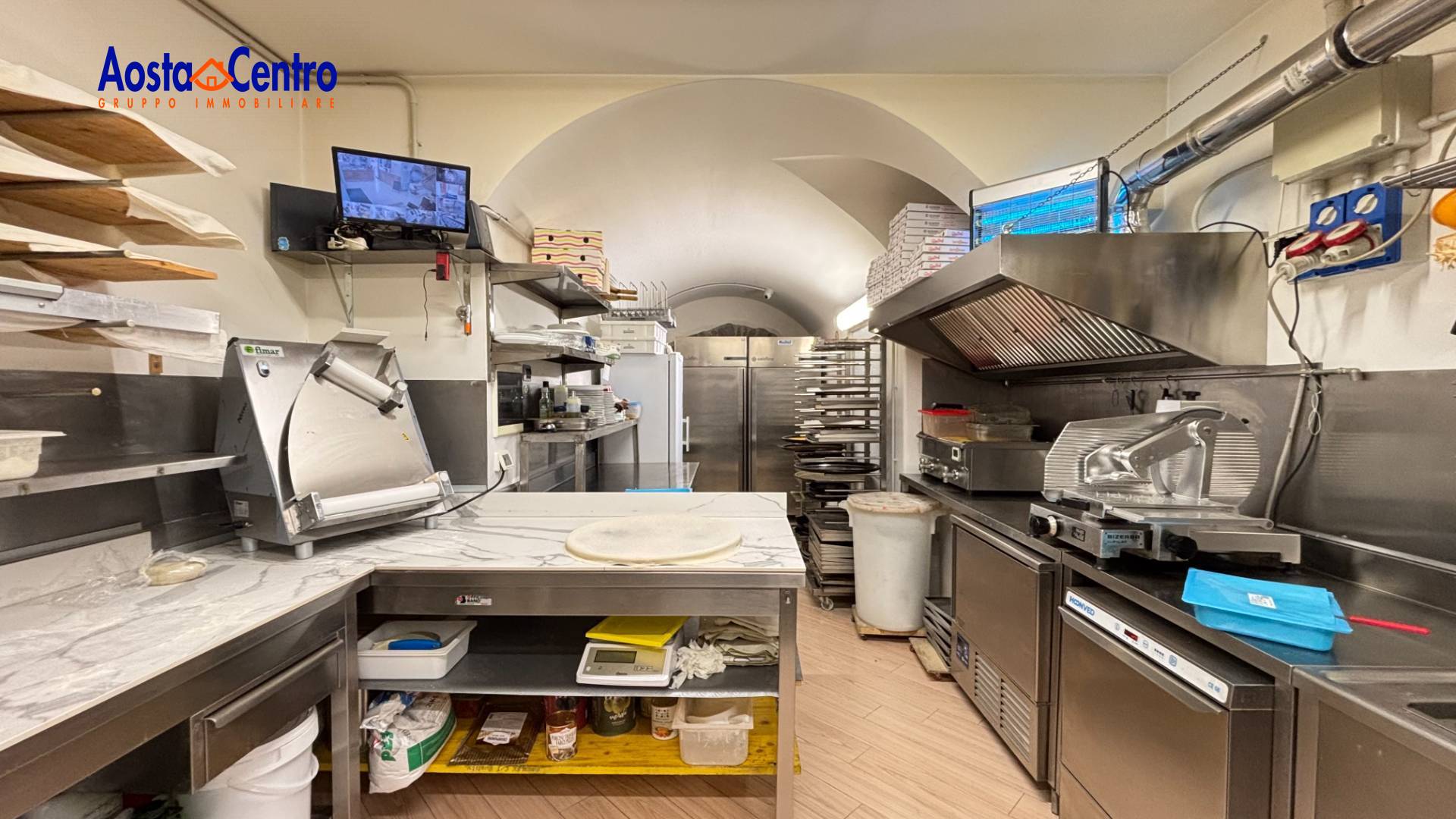 Attivit commerciale in vendita a Aosta, Centro