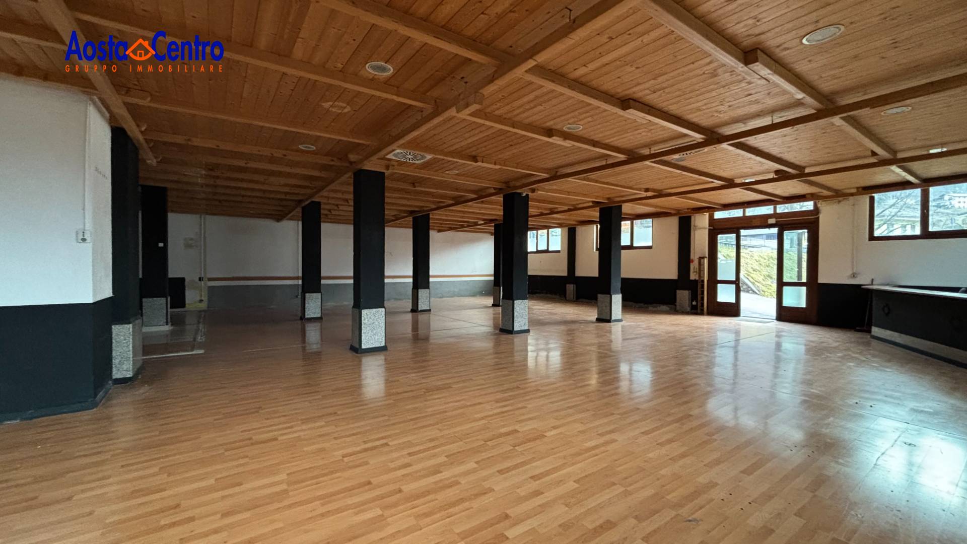 Capannone in vendita a Aymavilles, Ferrire