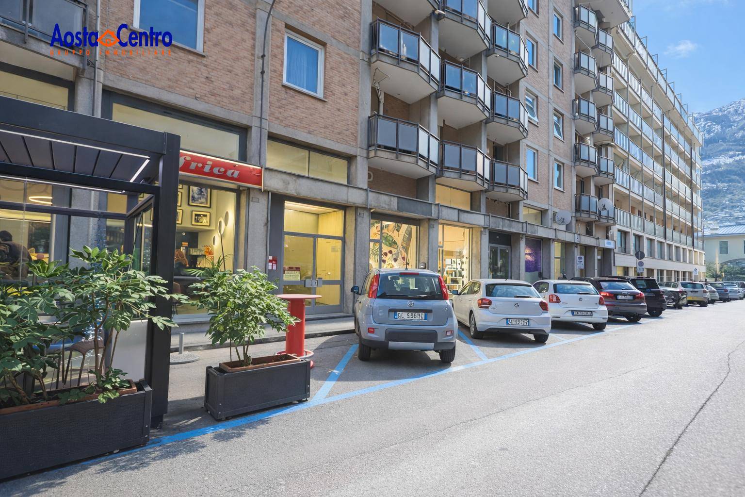 Trilocale in vendita a Aosta, Centro