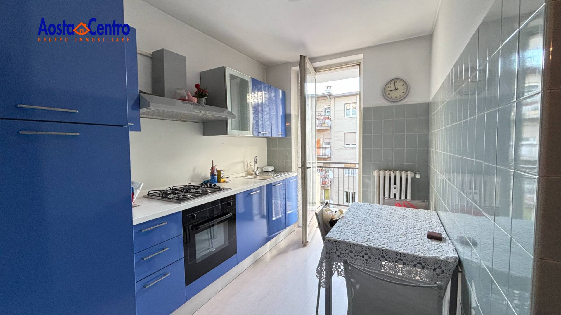 Trilocale in vendita a Aosta, Centro