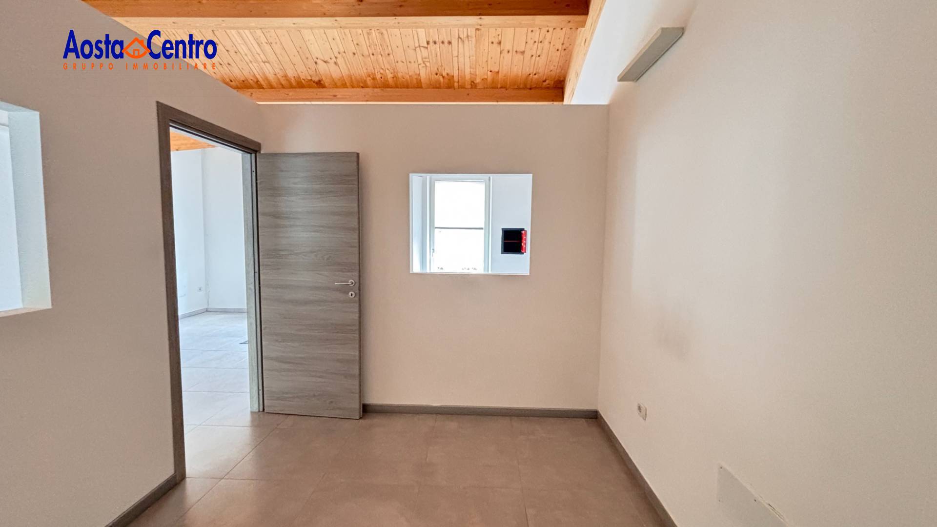 Studio/Ufficio in affitto a Saint-Christophe