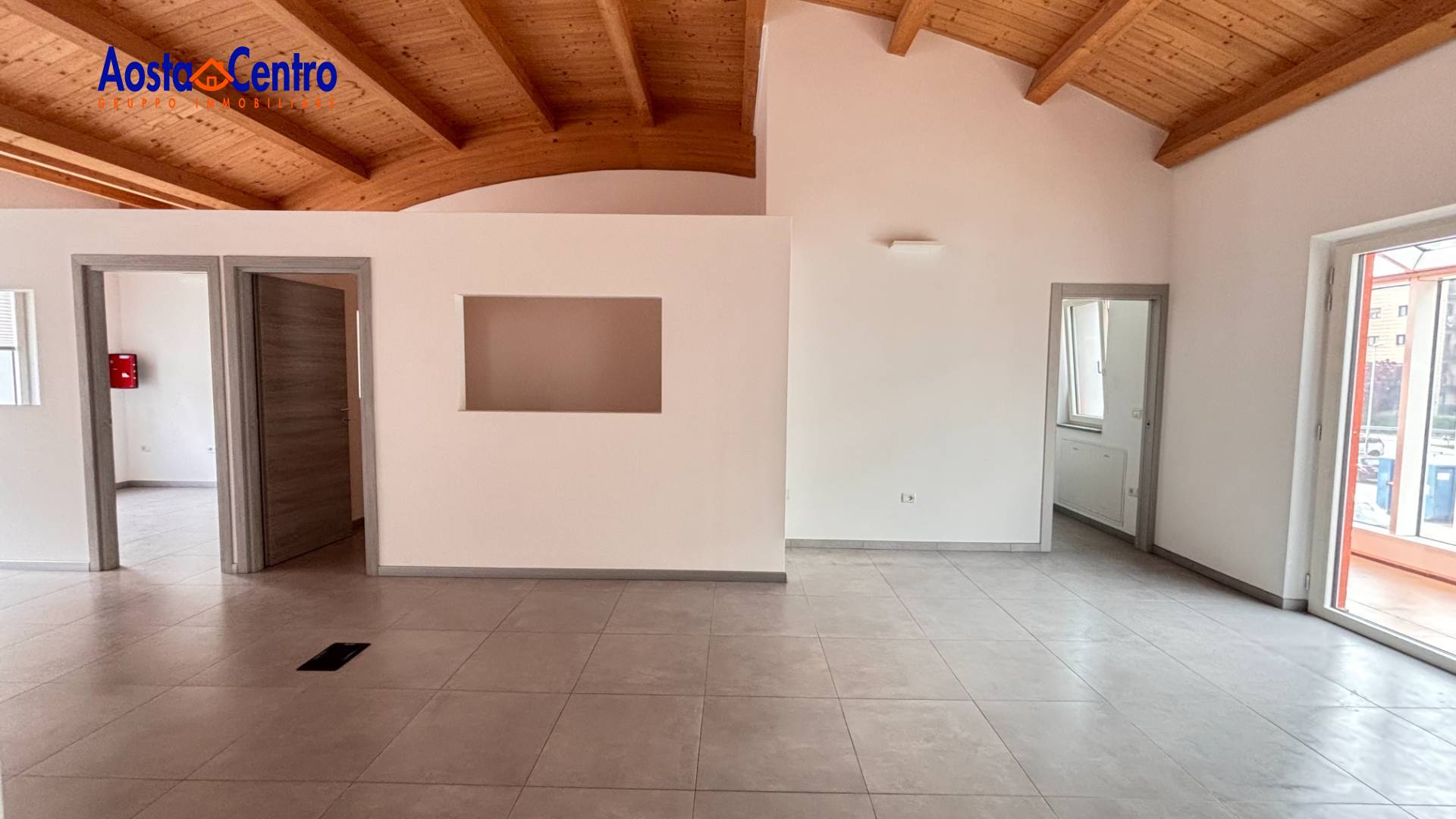 Studio/Ufficio in affitto a Saint-Christophe