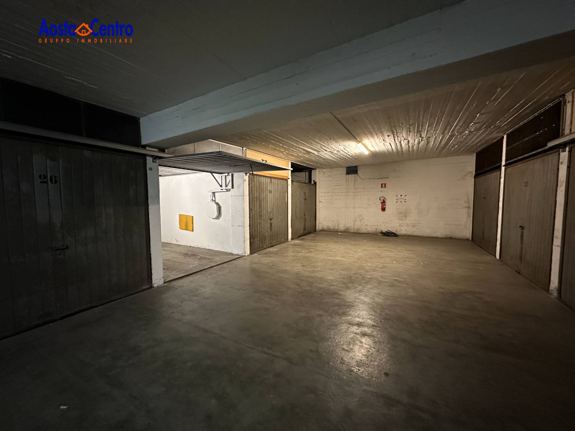 Box o garage in vendita a Aosta, Centro