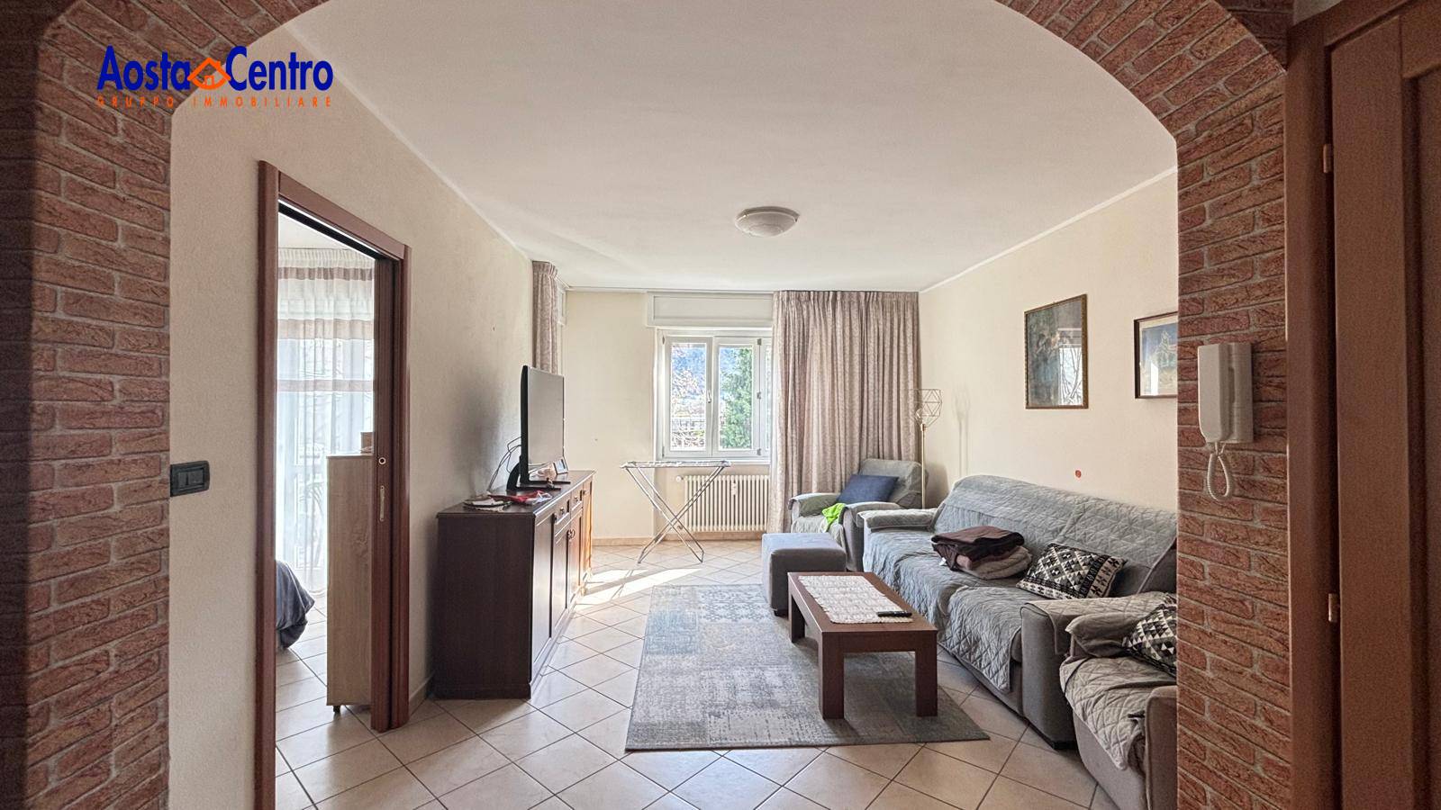 Quadrilocale in affitto a Aosta