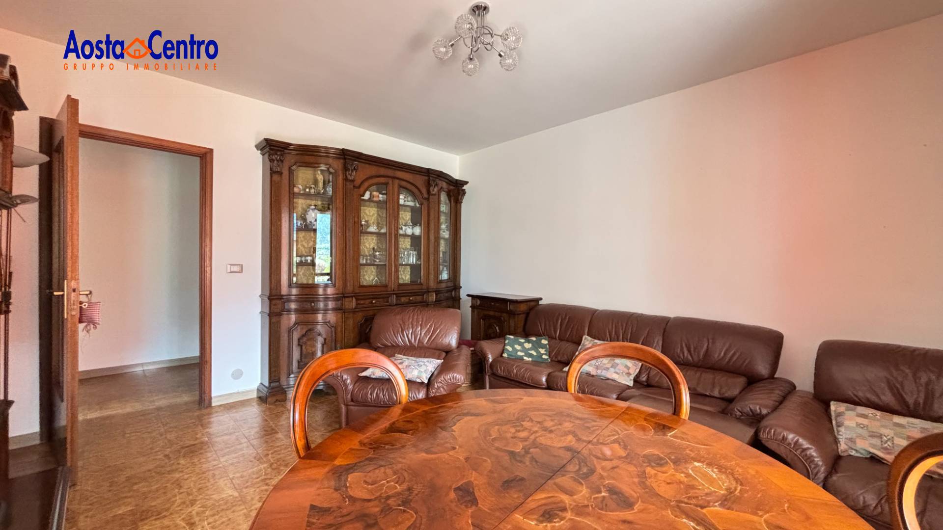 Quadrilocale in vendita a Aosta, Semicentro