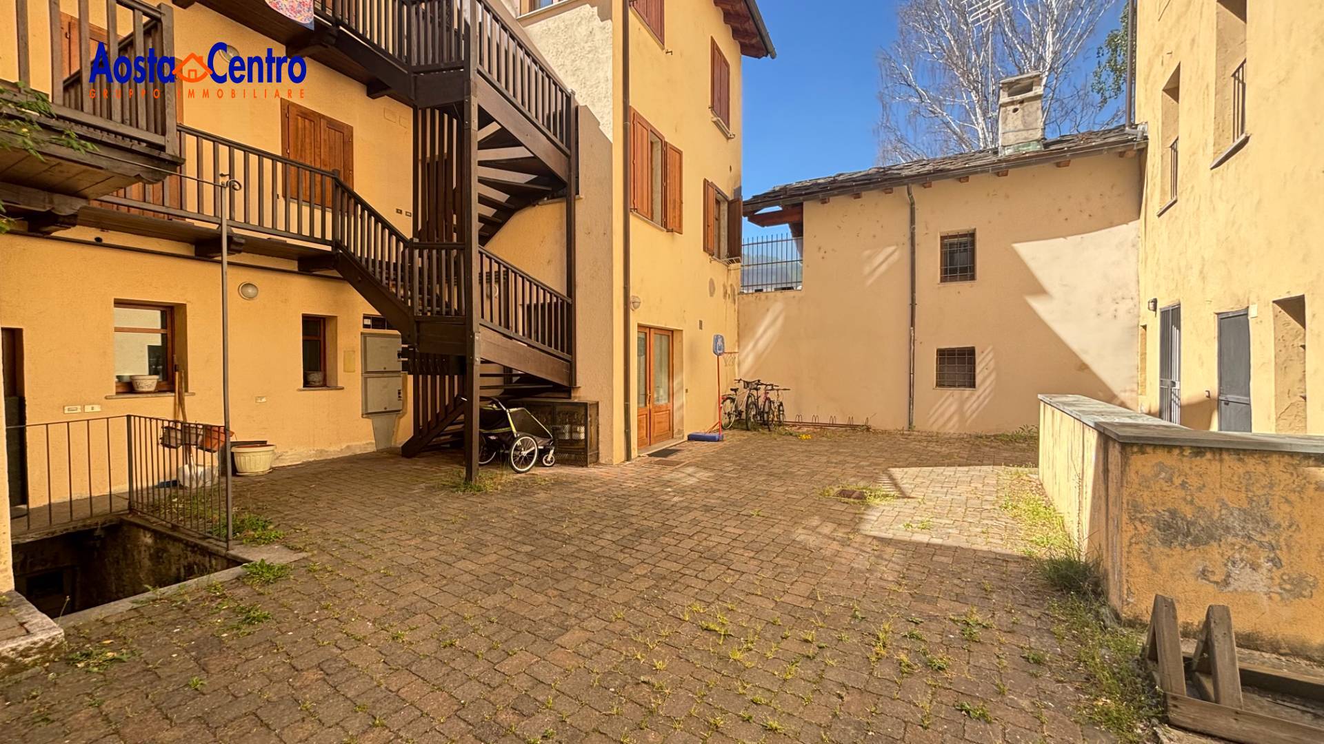 Bilocale in vendita a Aosta, Centro