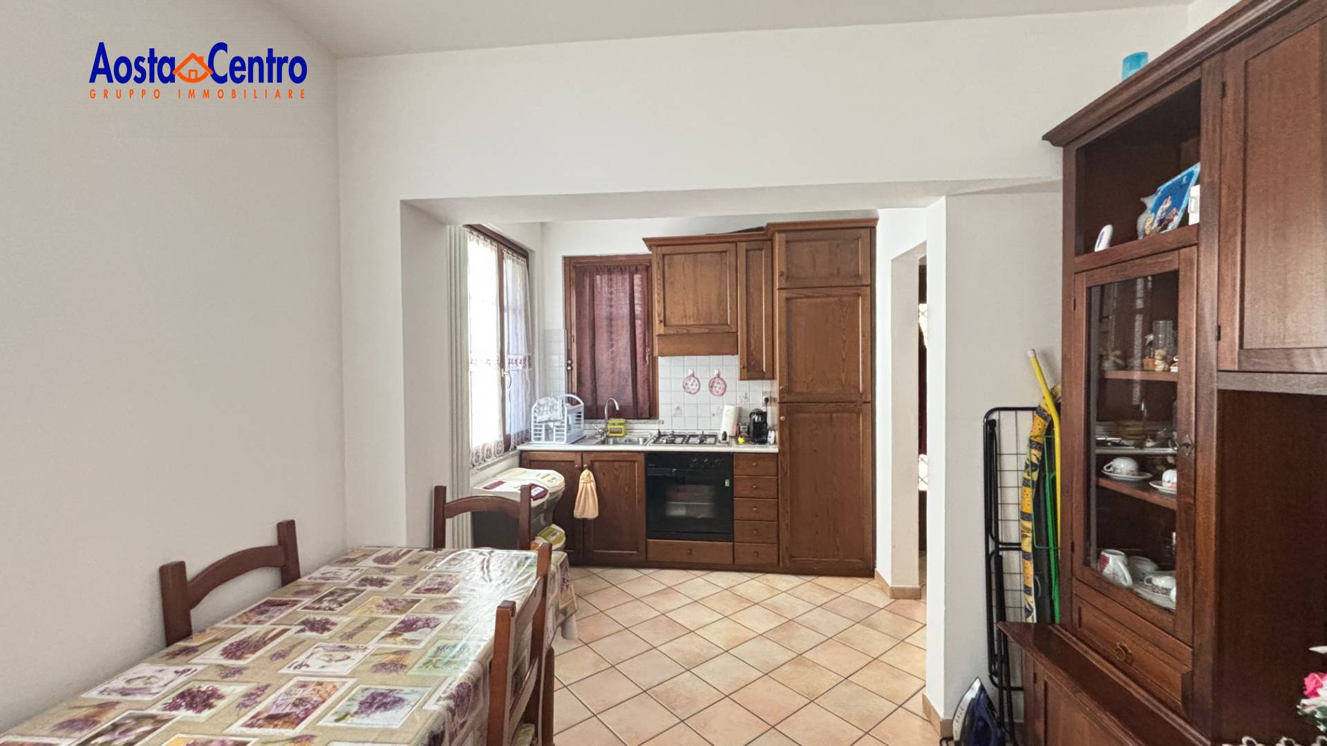 Bilocale in vendita a Aosta, Centro