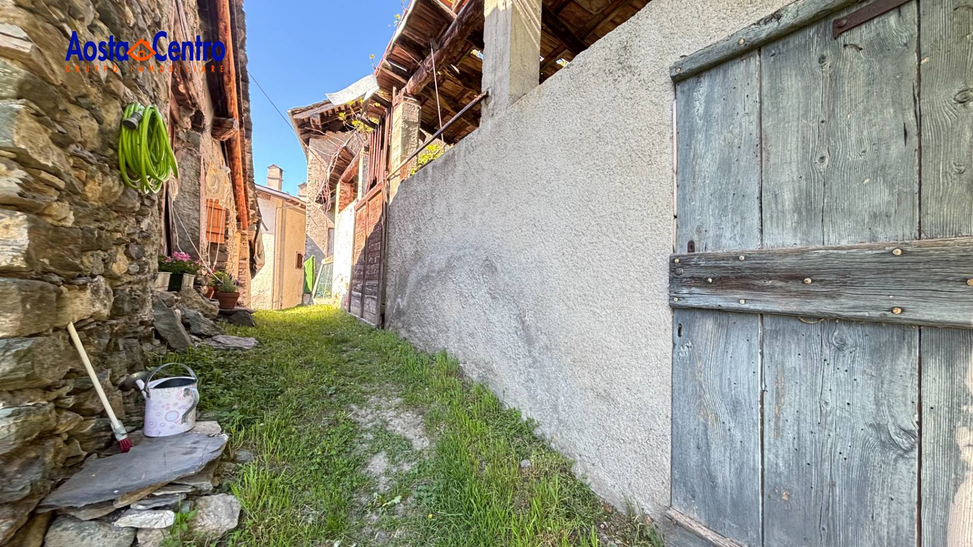 Rustico in vendita a Saint-Pierre, Champretavy