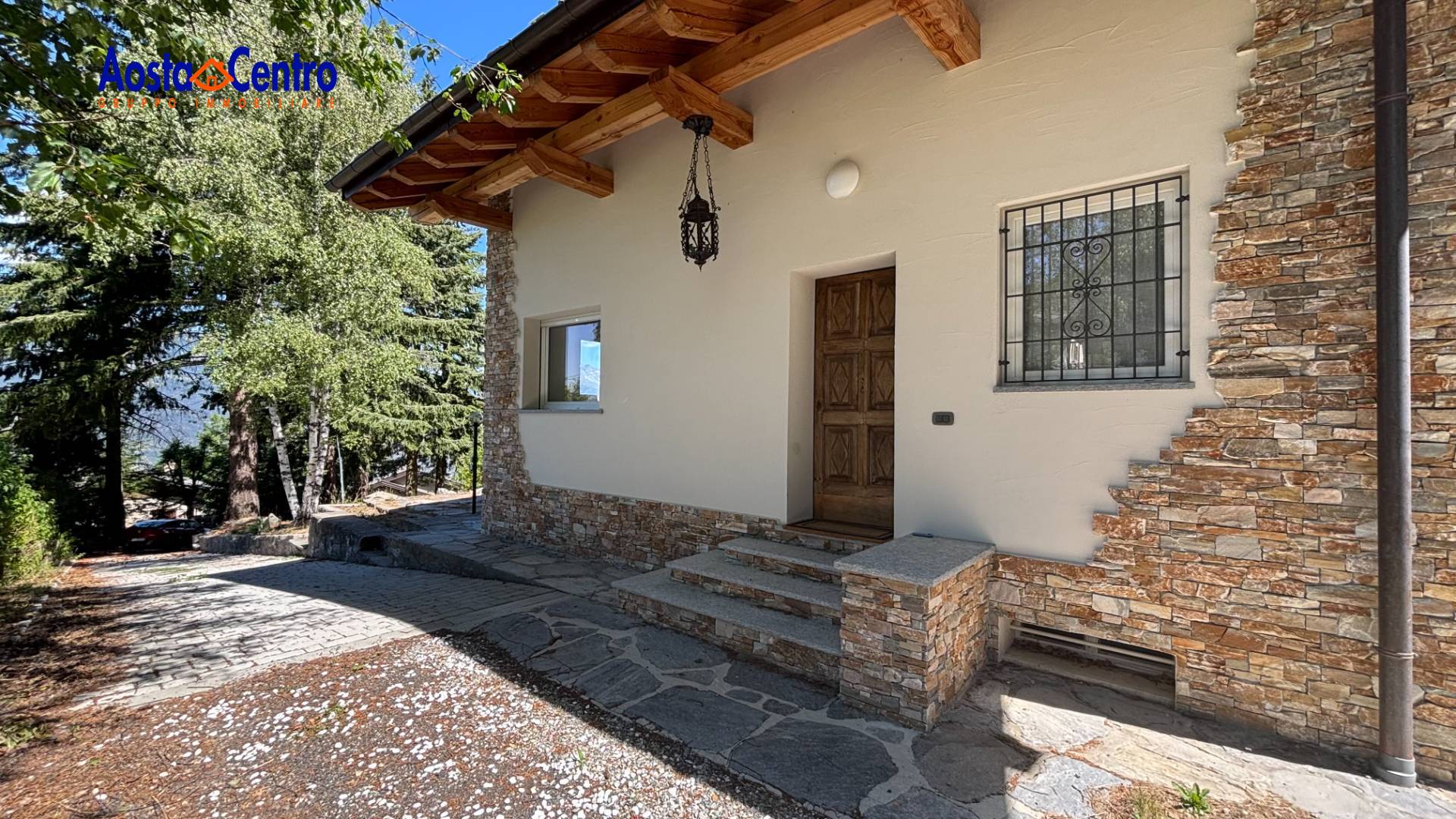 Villa in vendita a Gressan, Pila