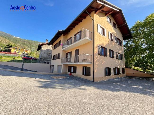 Trilocale in affitto a Gressan