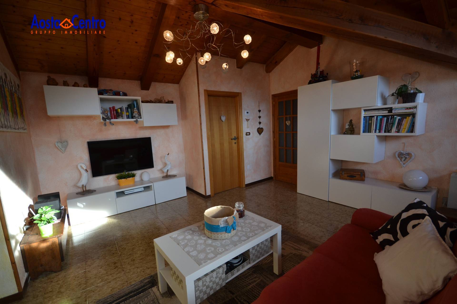 Trilocale in affitto a Gressan