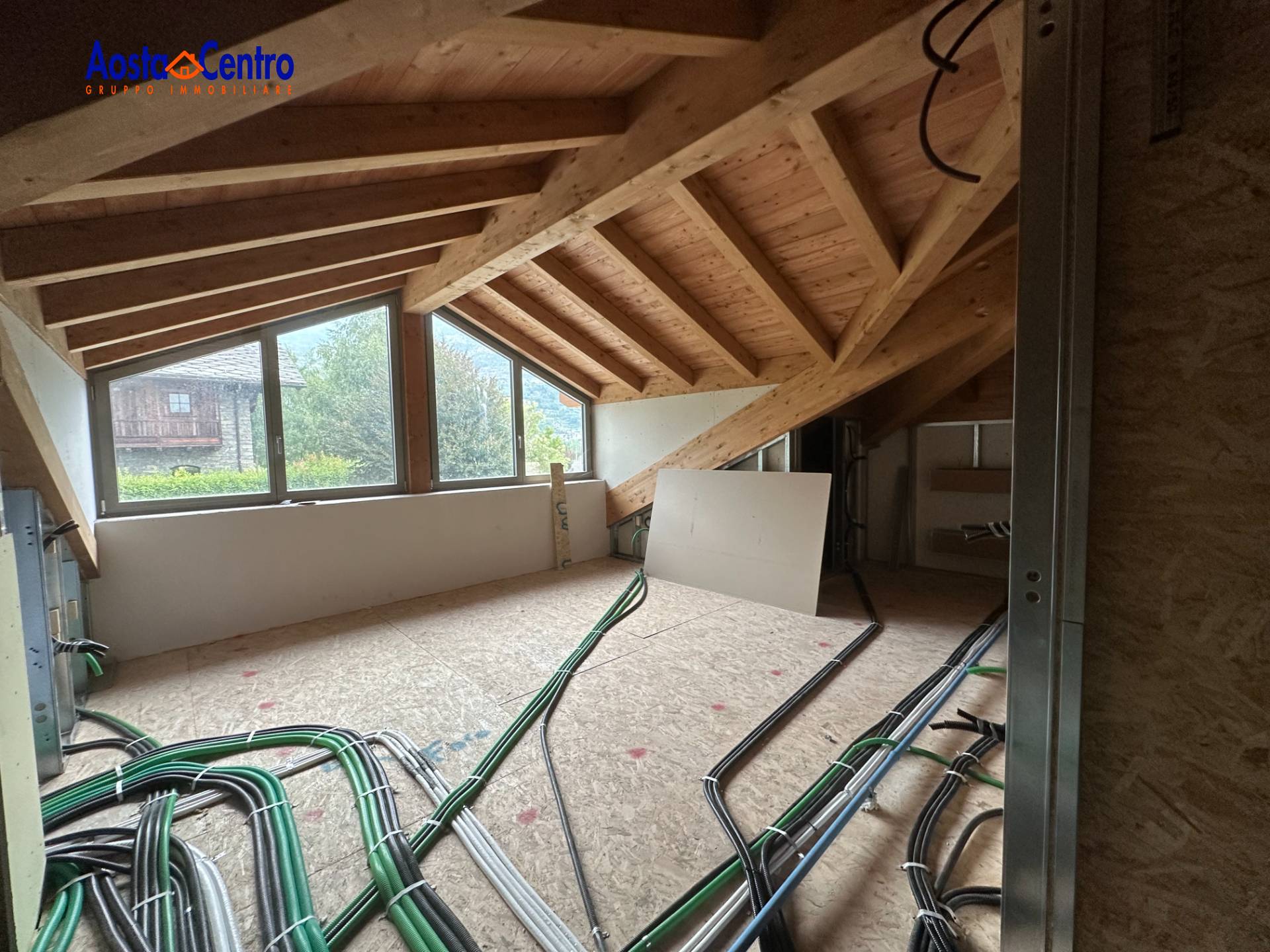 Studio/Ufficio in affitto a Gressan