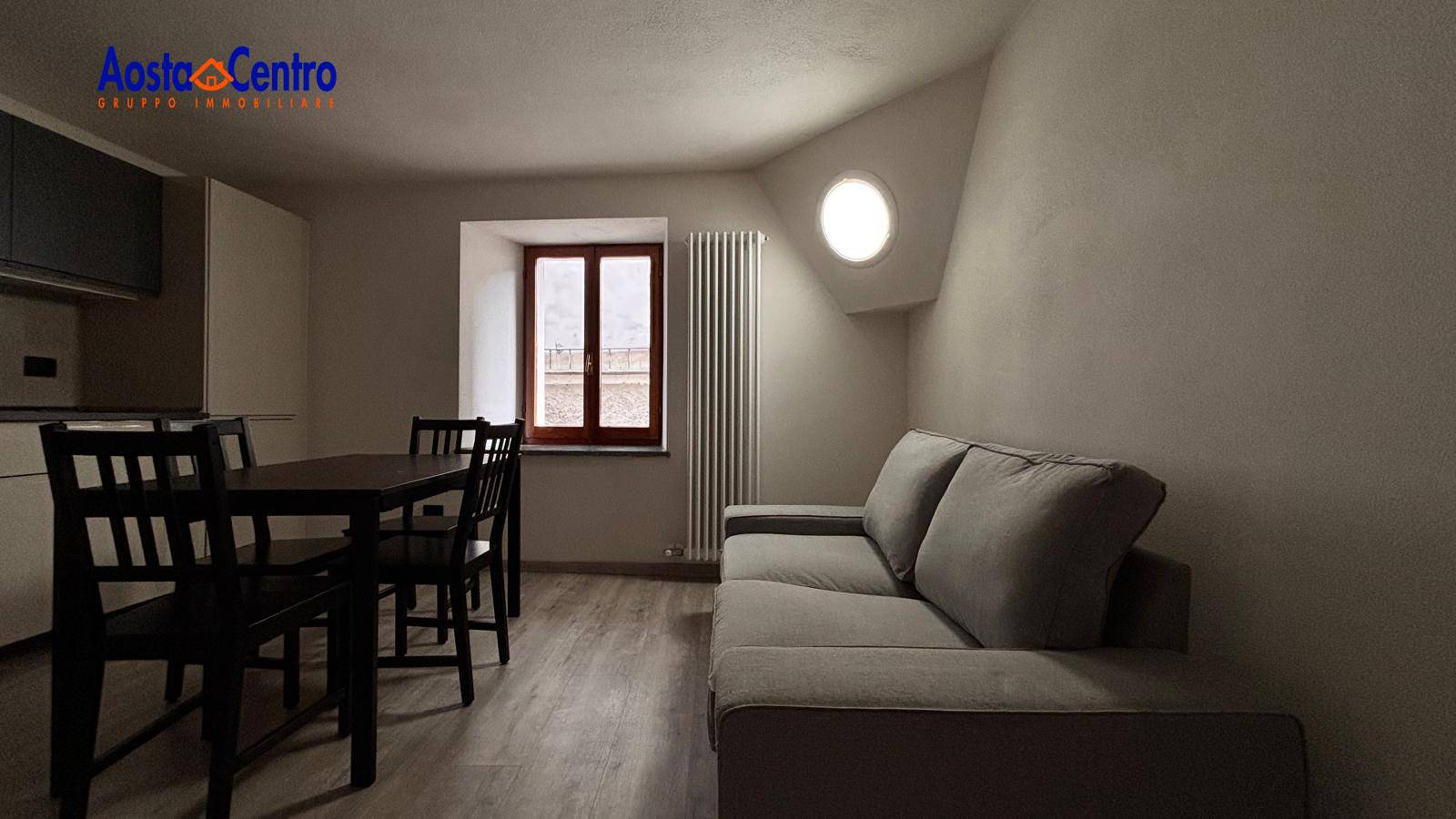 Trilocale in affitto a Charvensod