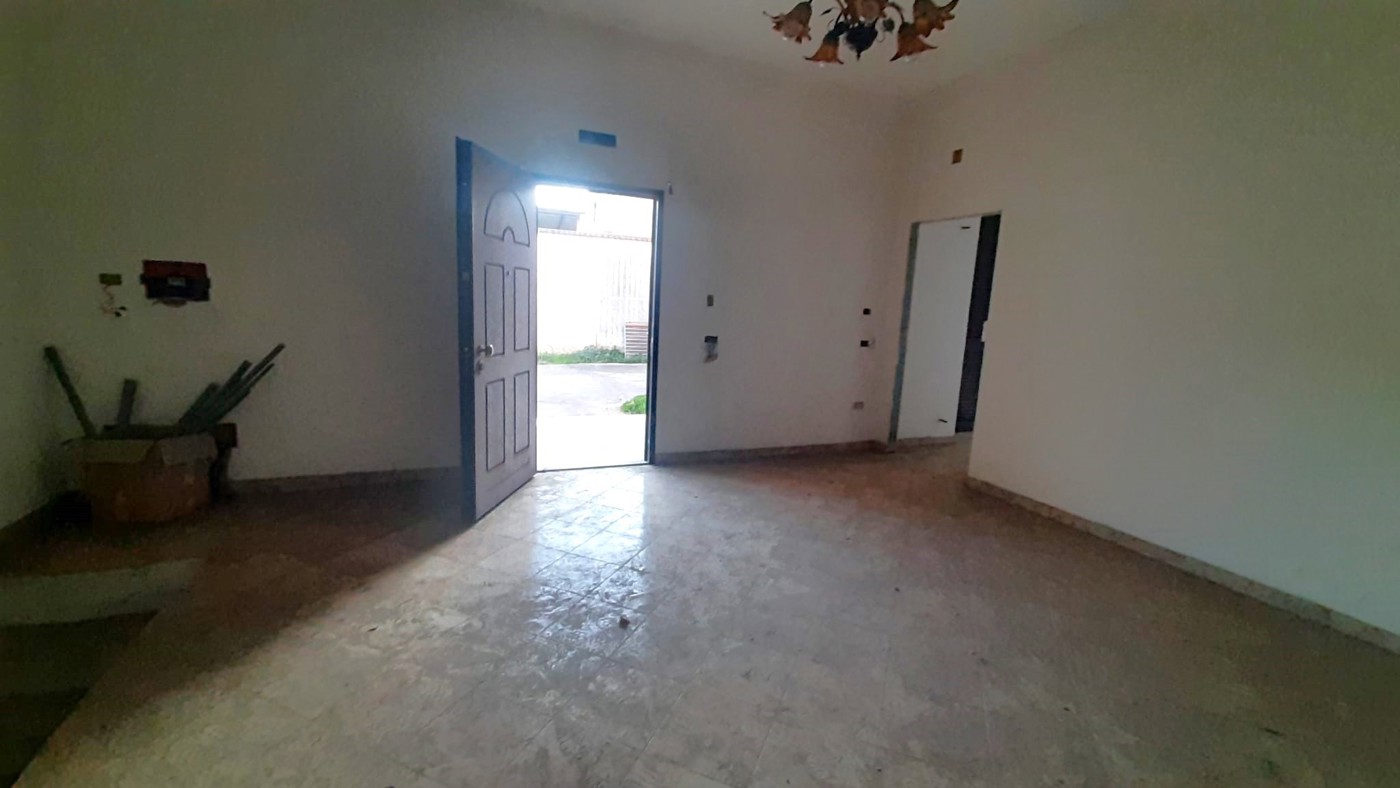 Villa con box a Macerata Campania