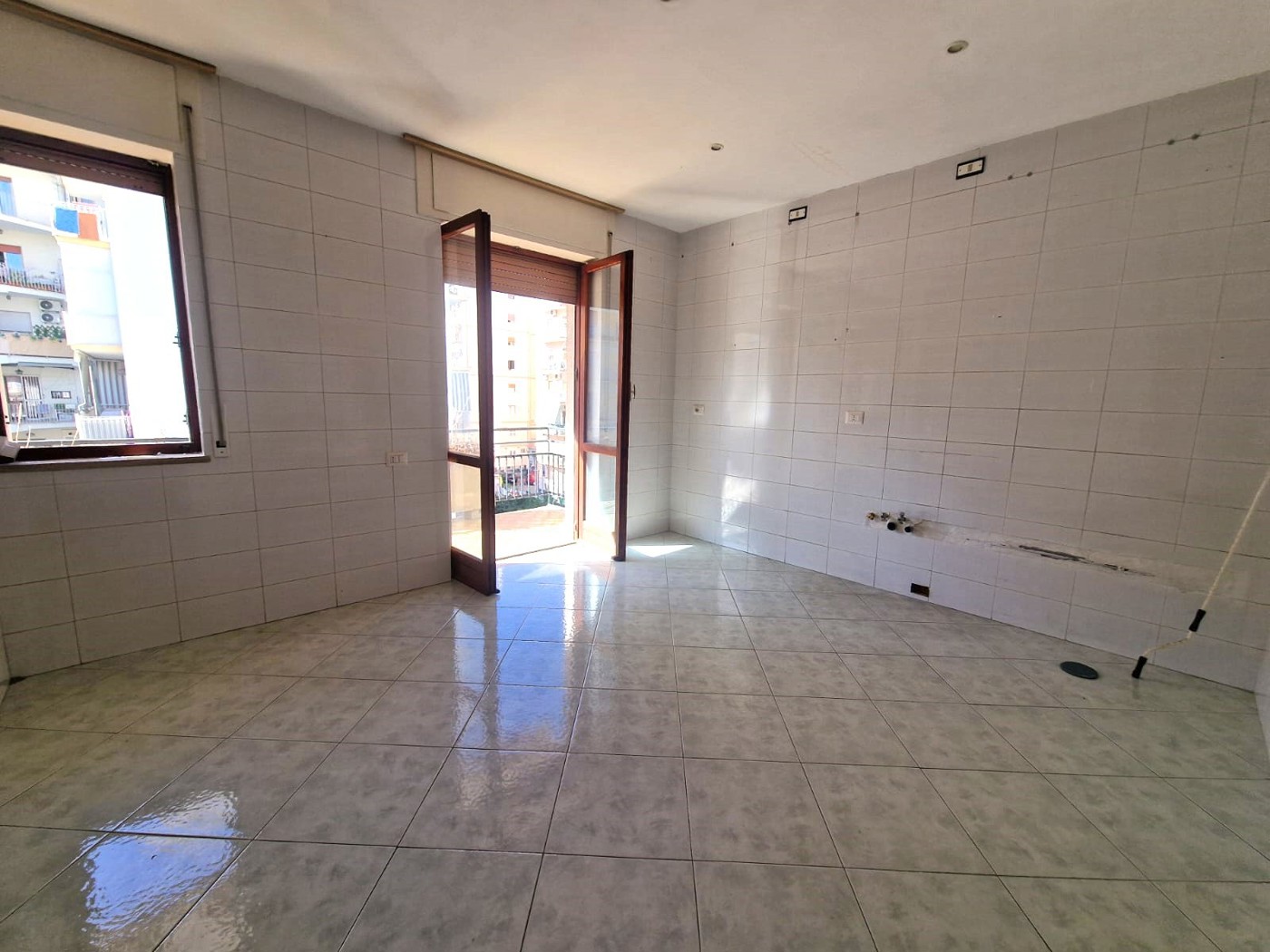 Quadrilocale da ristrutturare a Napoli