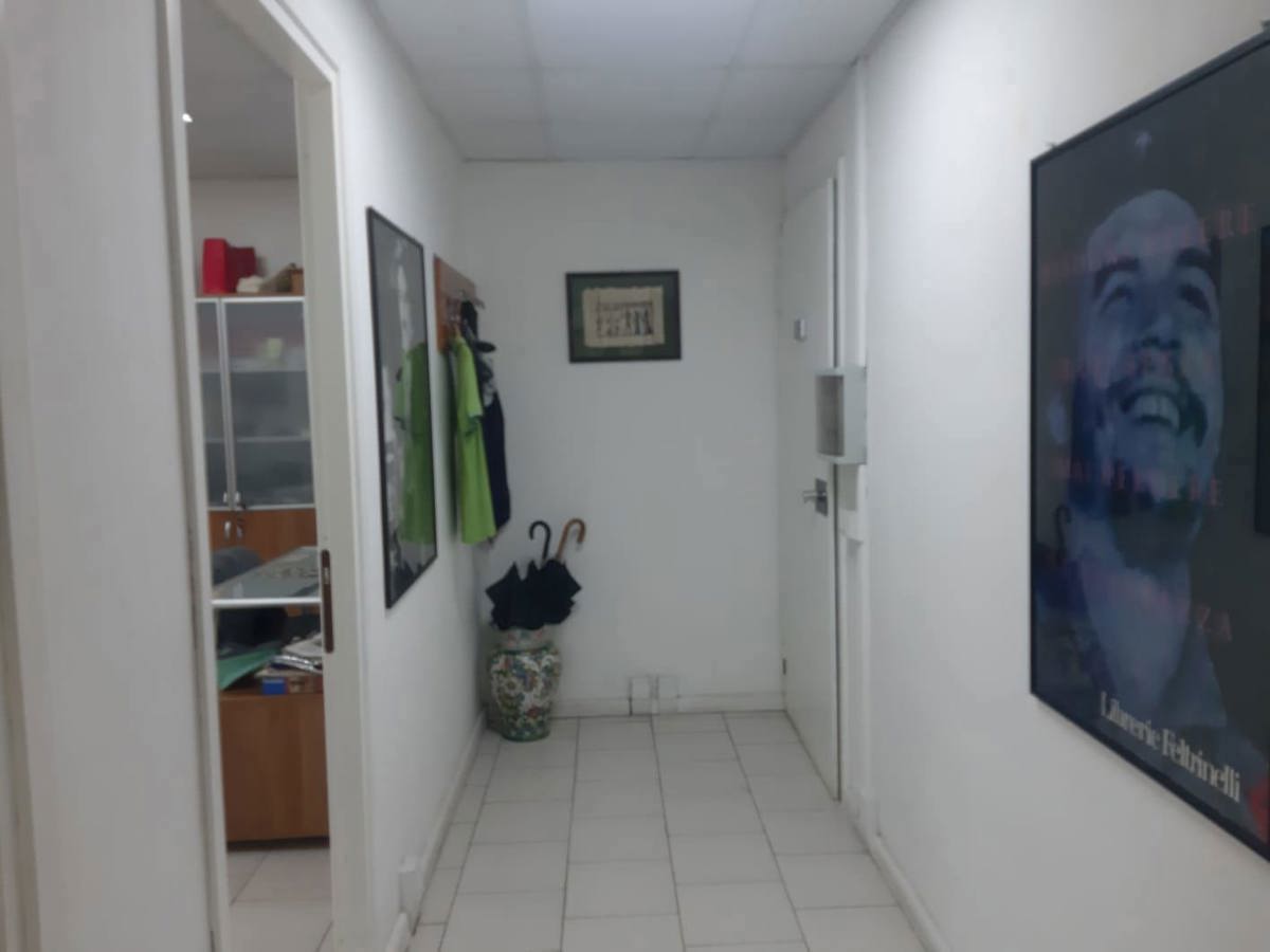 Ufficio ristrutturato a Napoli