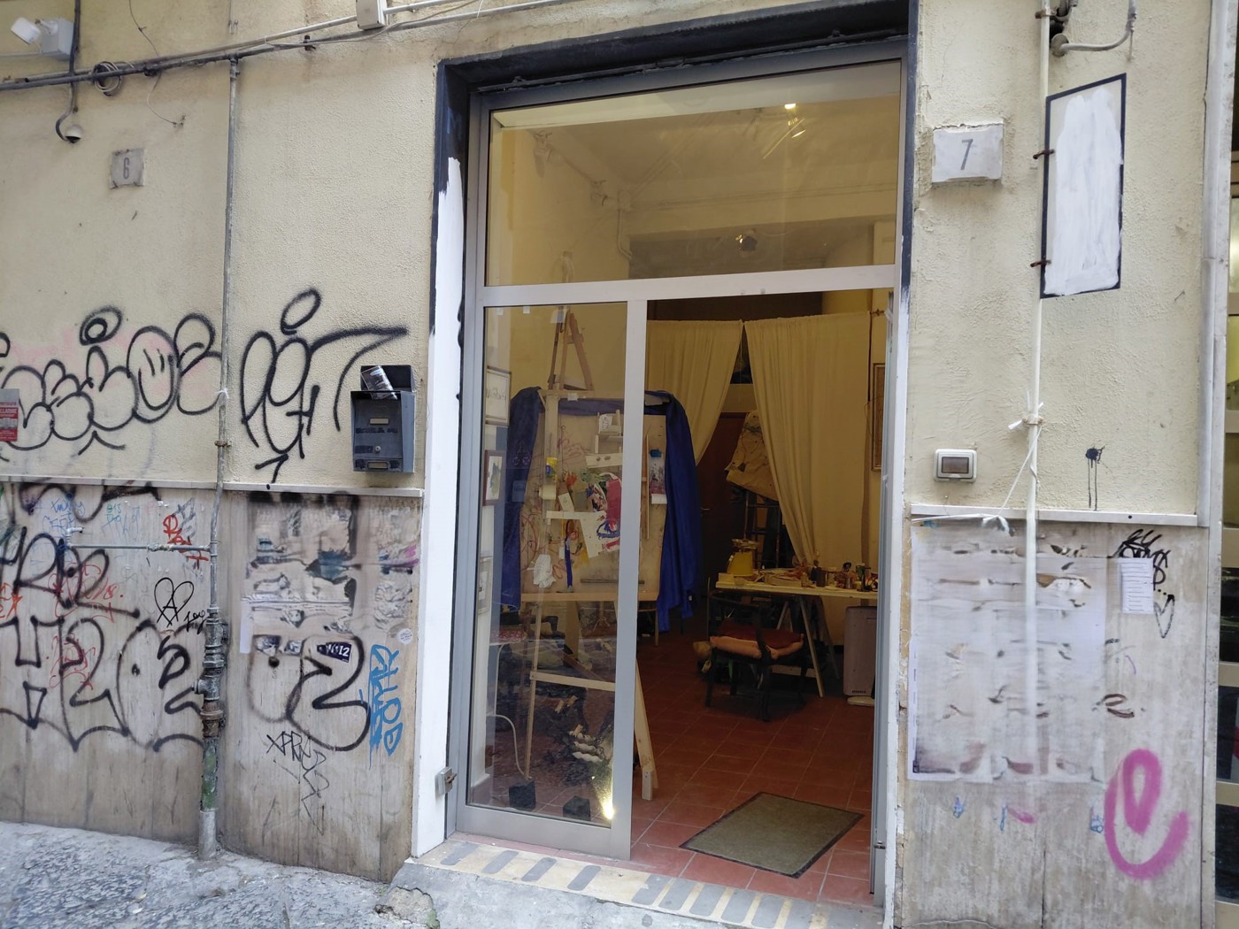 Negozio in vendita a Napoli