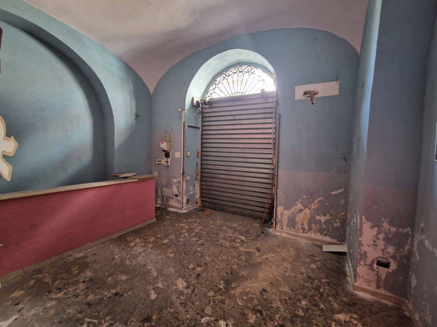 Negozio in vendita a Napoli