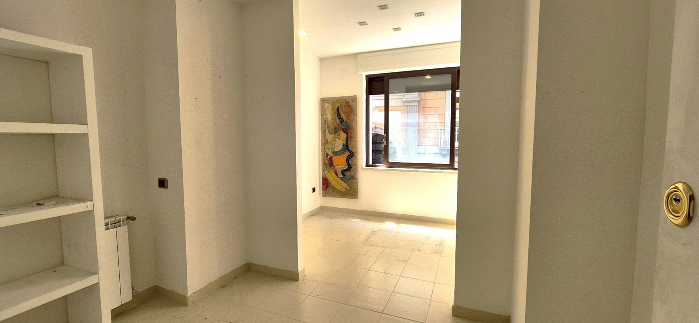 Ufficio in affitto a Napoli