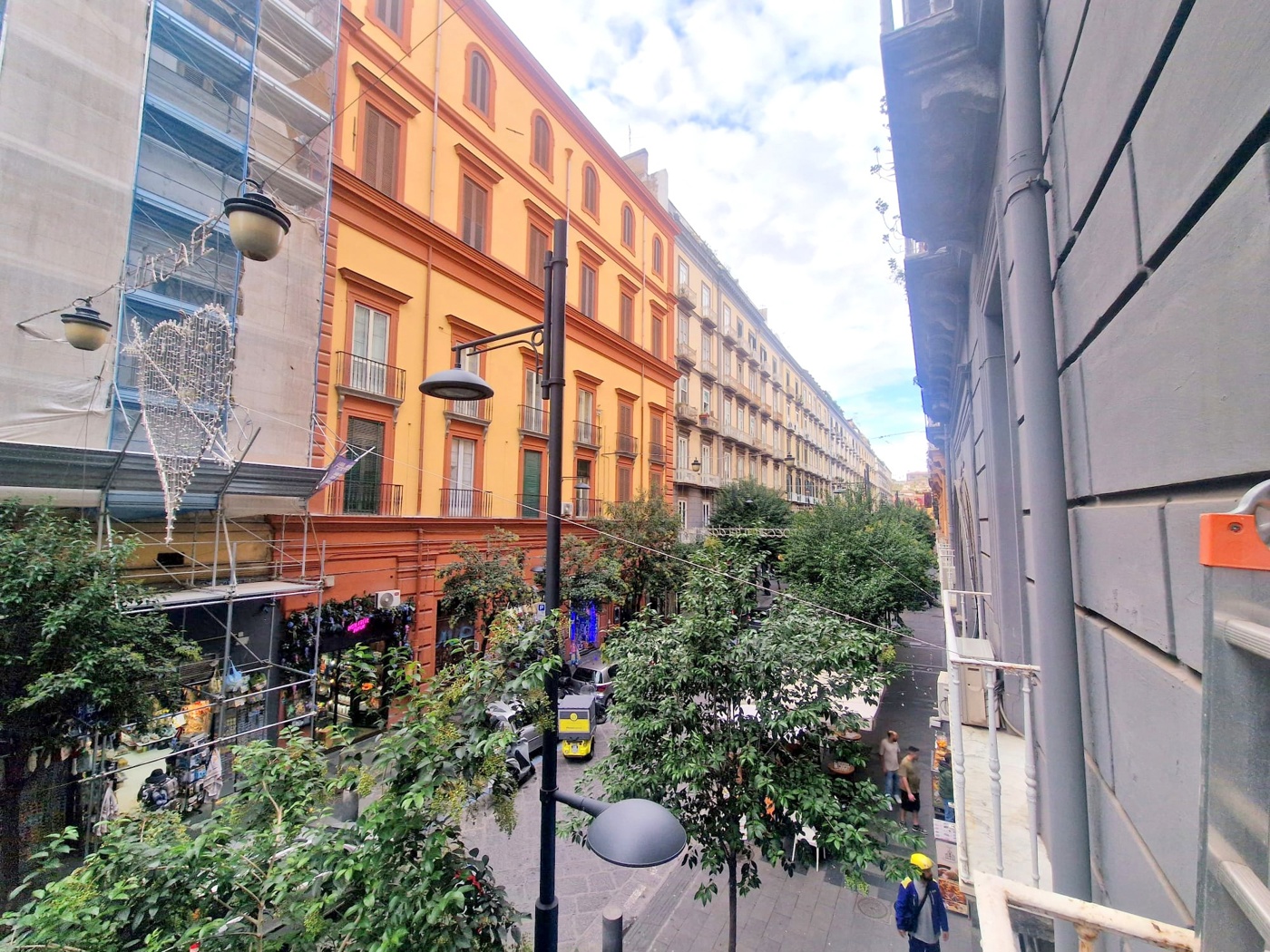 Quadrilocale in vendita a Napoli