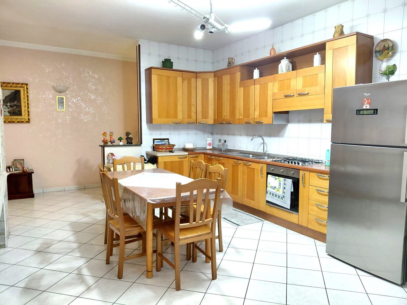 Quadrilocale in vendita a Napoli