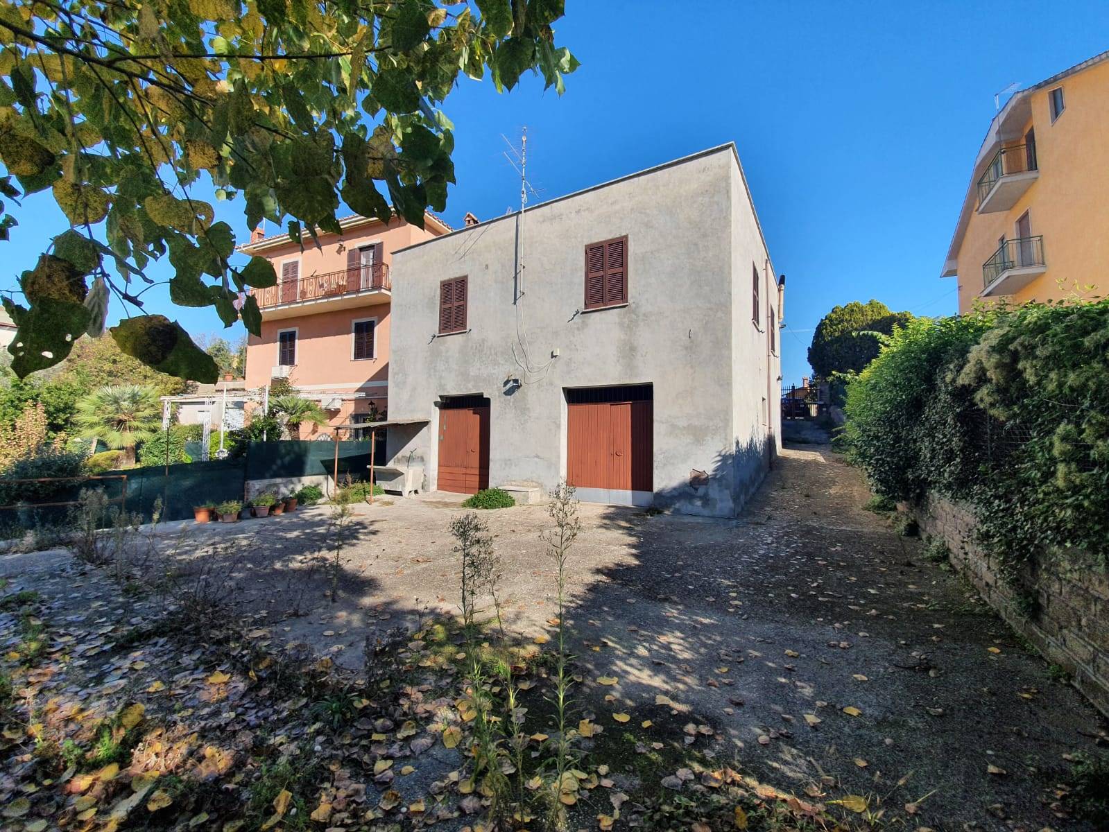 Casa indipendente con giardino a Civitella San Paolo