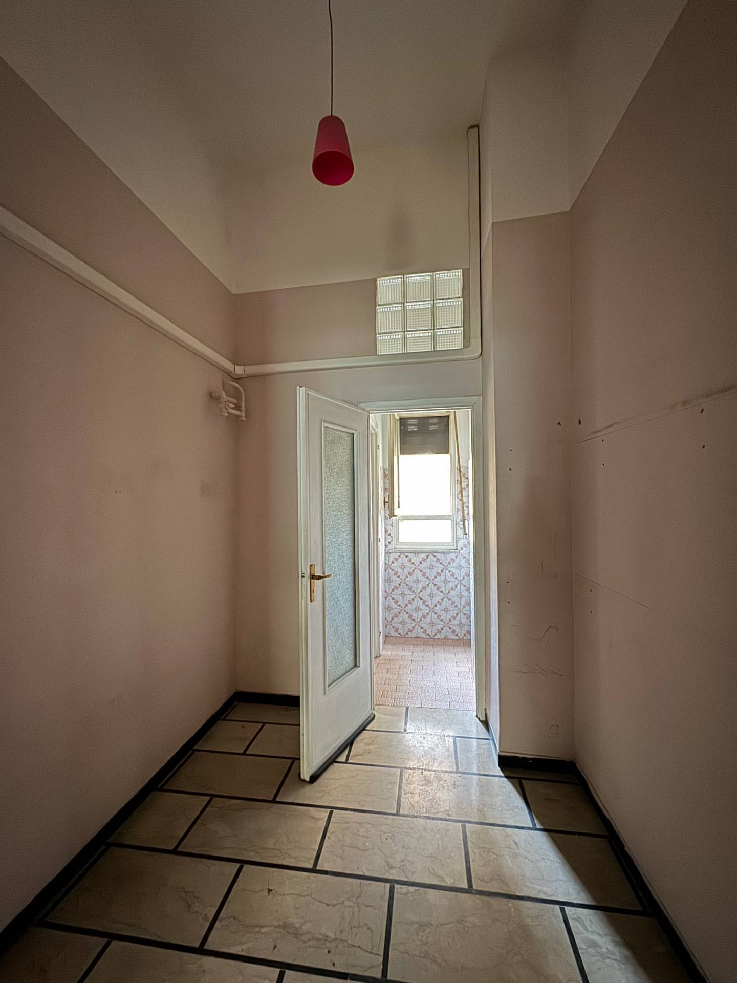 Studio/Ufficio in vendita a Torino, Nizza Millefonti