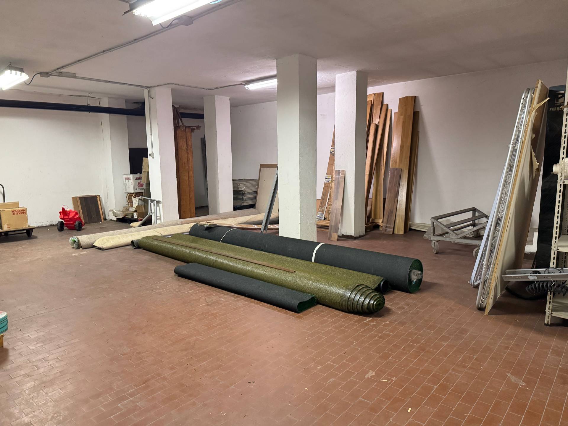 BOX in vendita a Torino, Nizza Millefonti